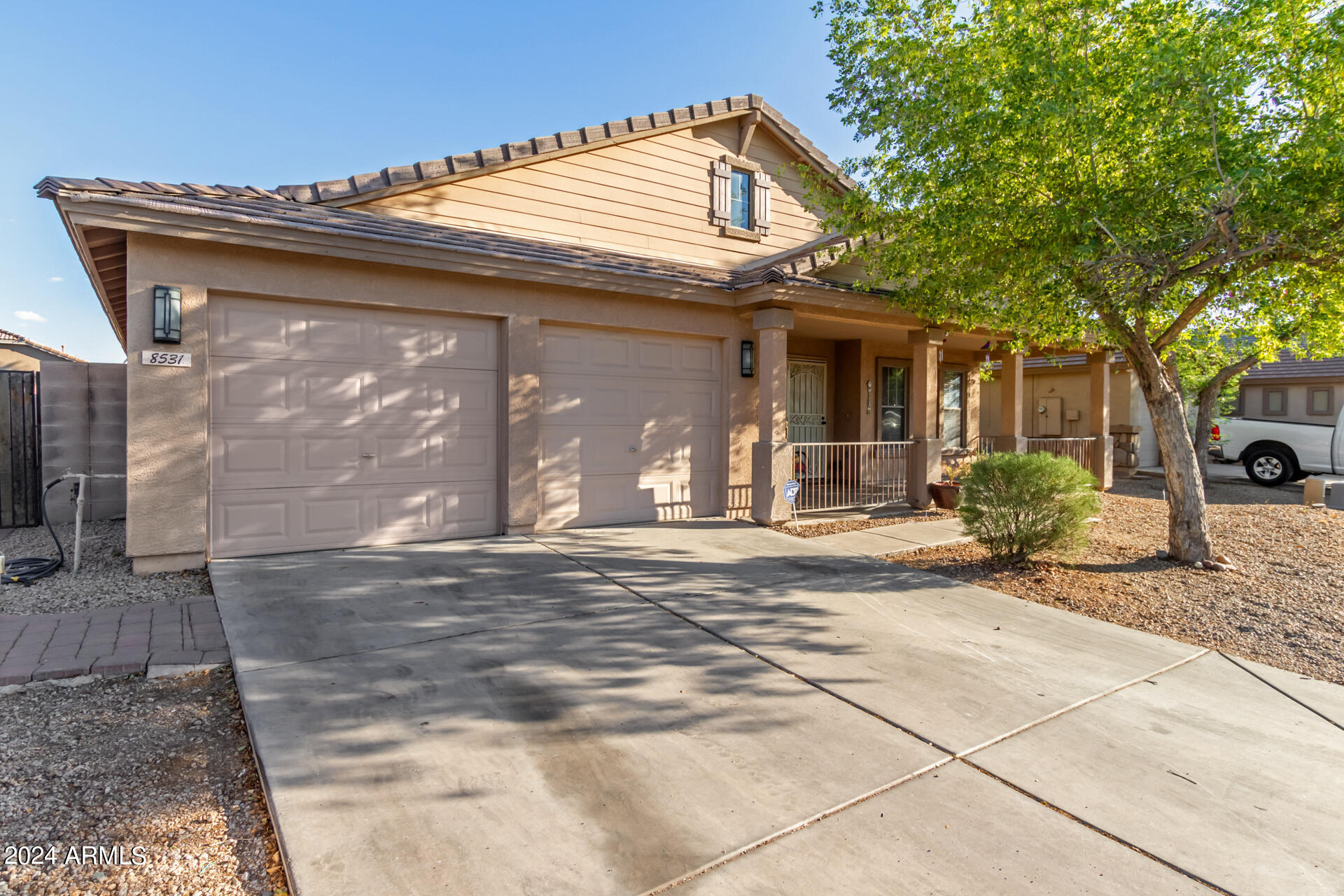 8531 W MAGNOLIA Street