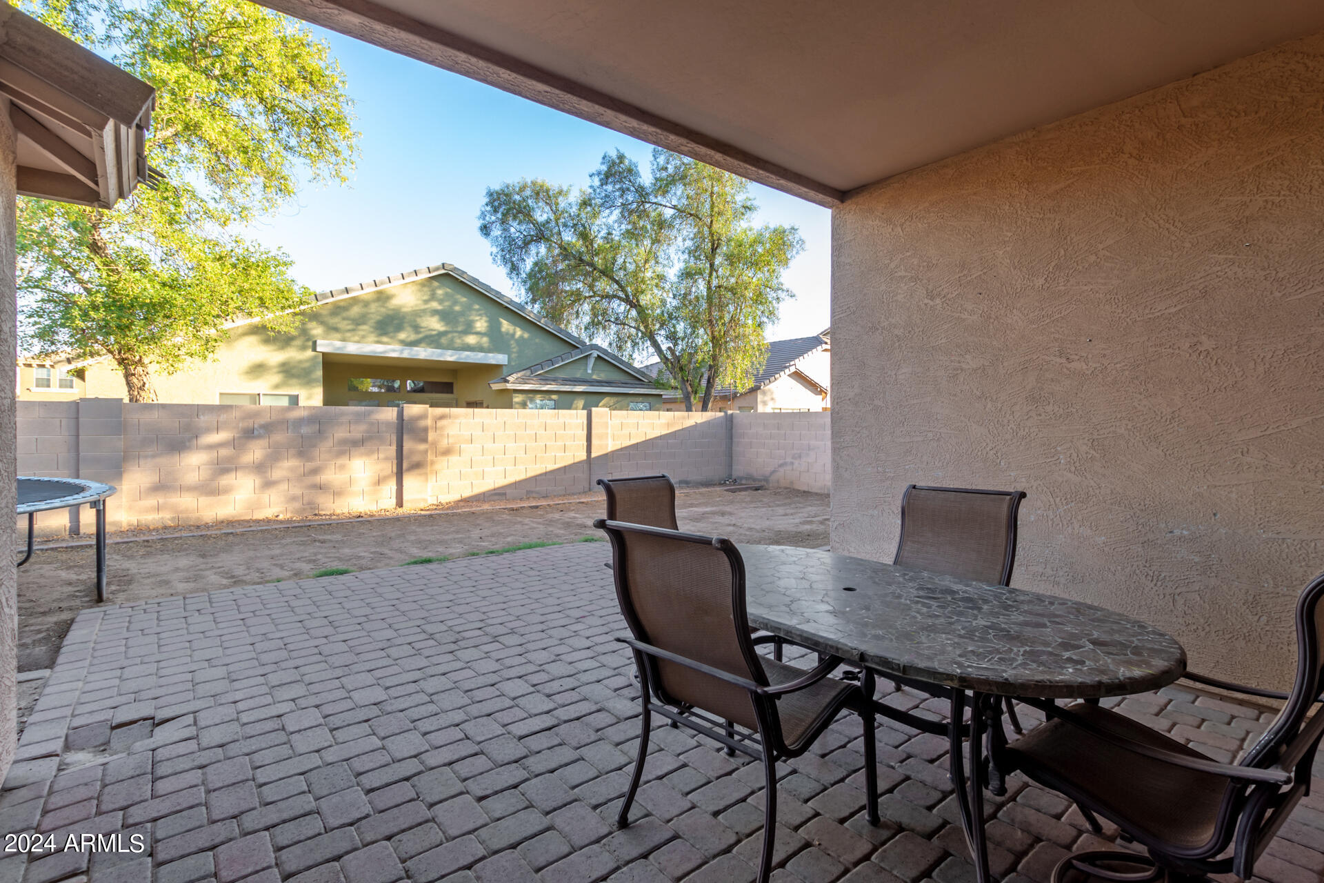 8531 W MAGNOLIA Street