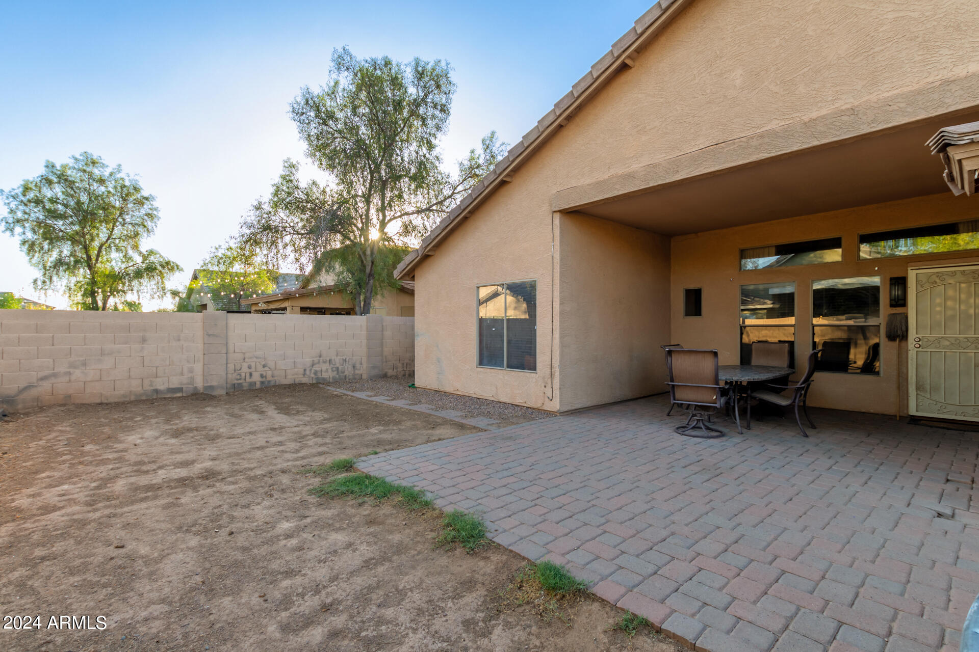 8531 W MAGNOLIA Street