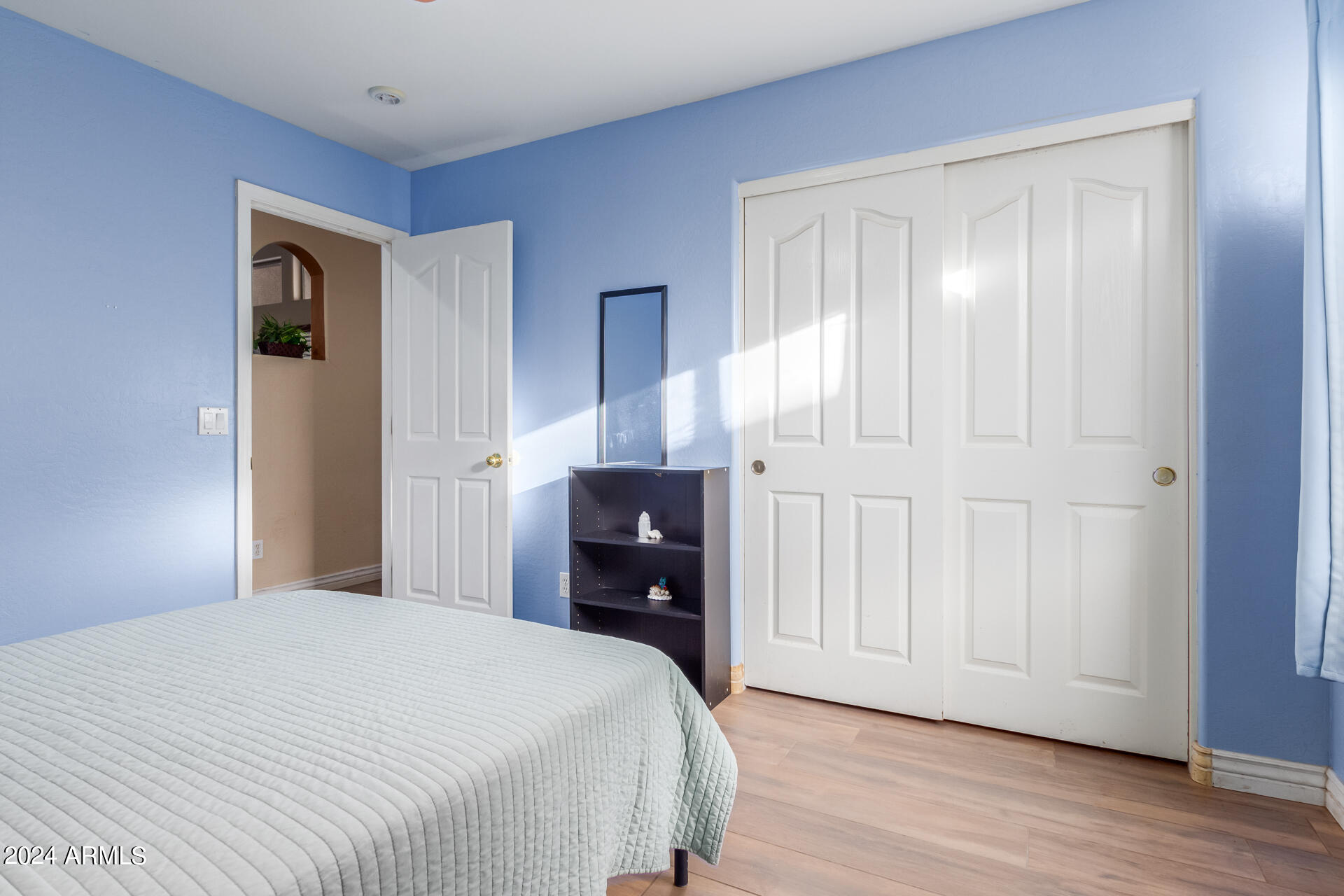 8531 W MAGNOLIA Street