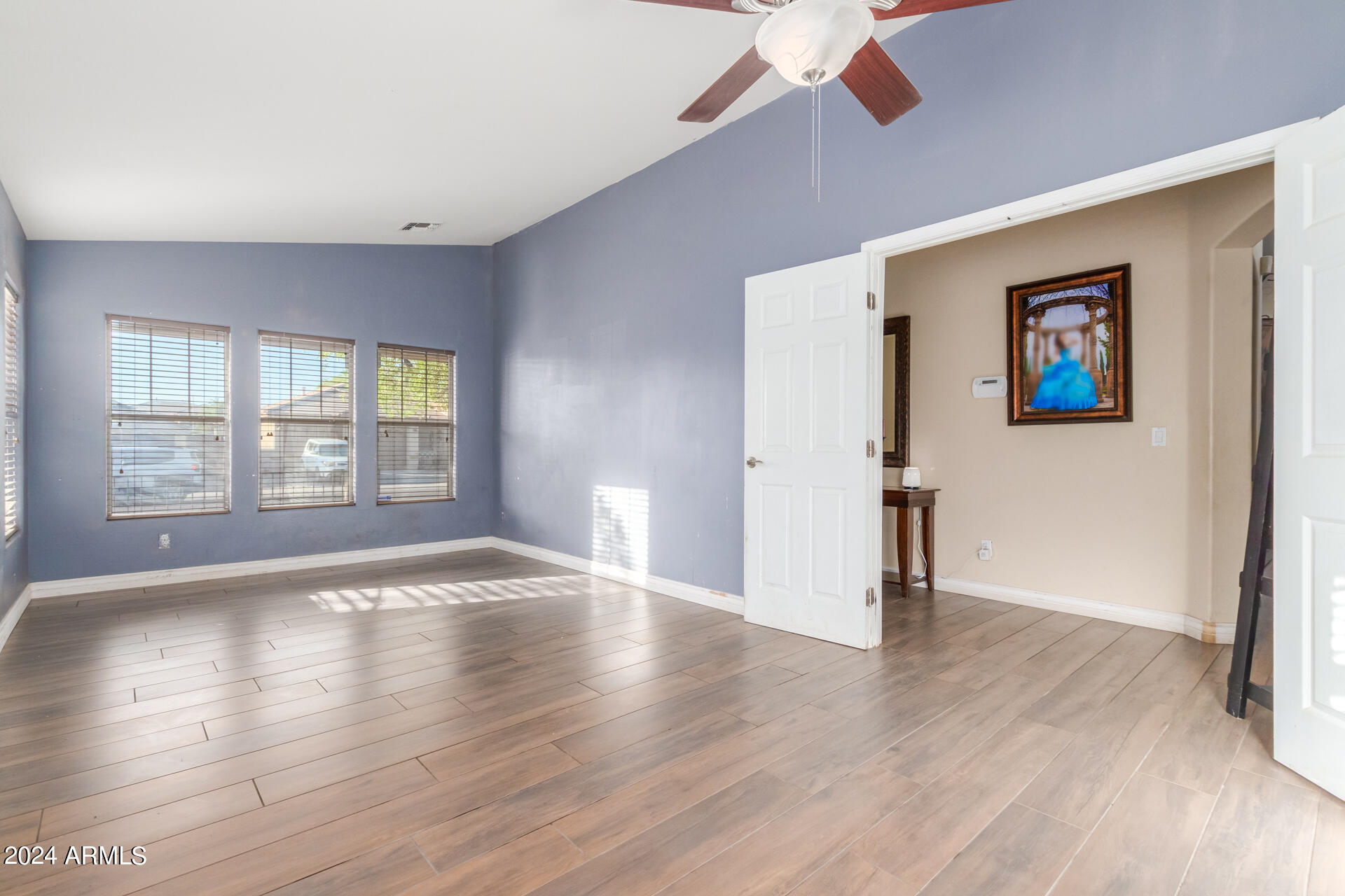 8531 W MAGNOLIA Street