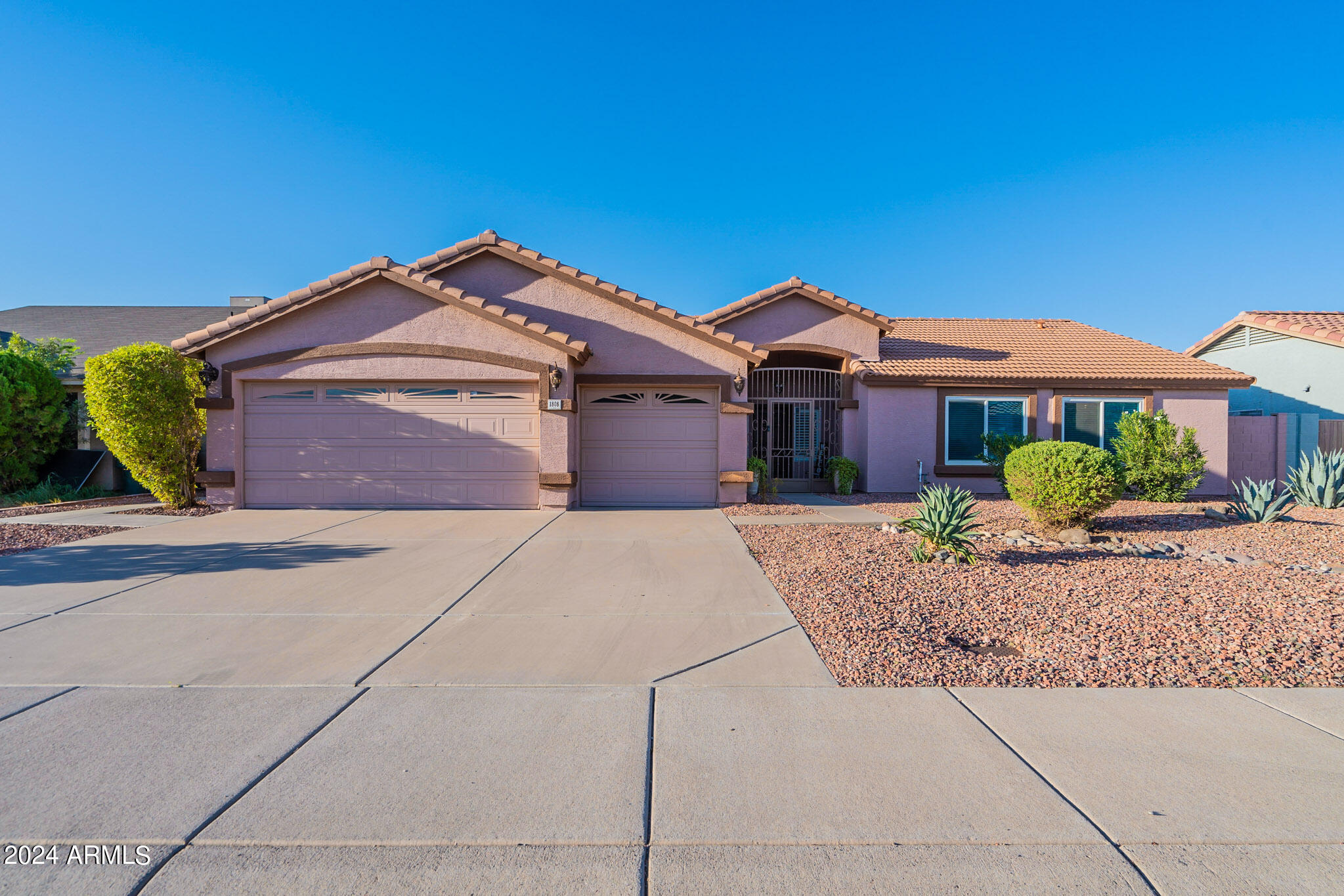 1808 E DARREL Road