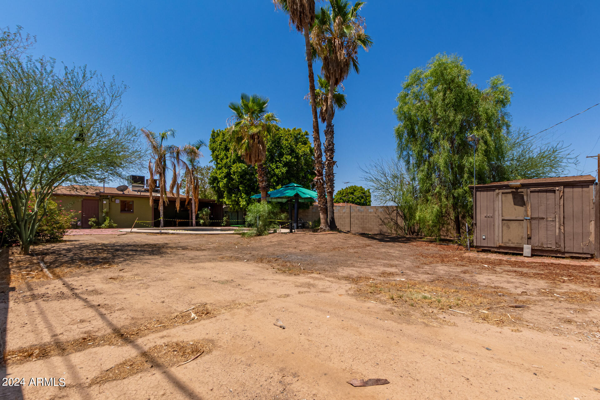 2708 W GRISWOLD Road