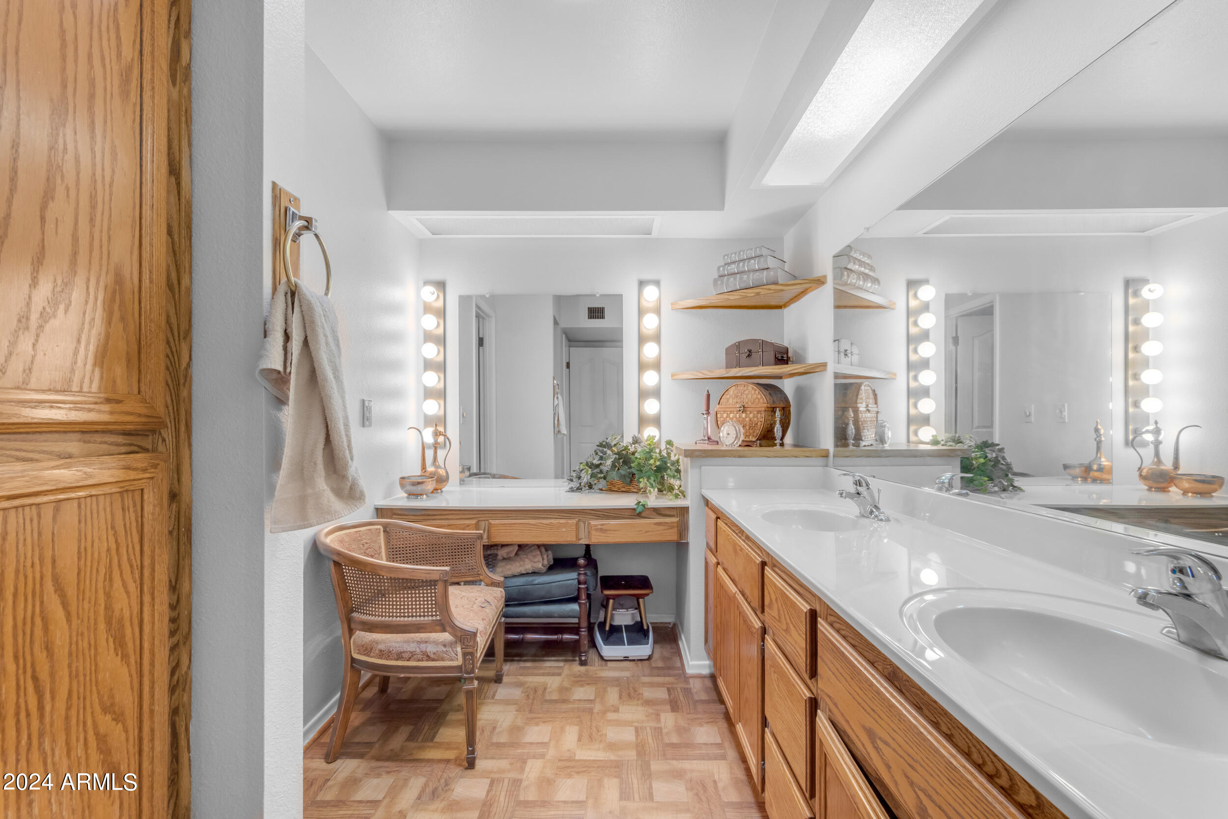 10014 E WILLOWCREST Court