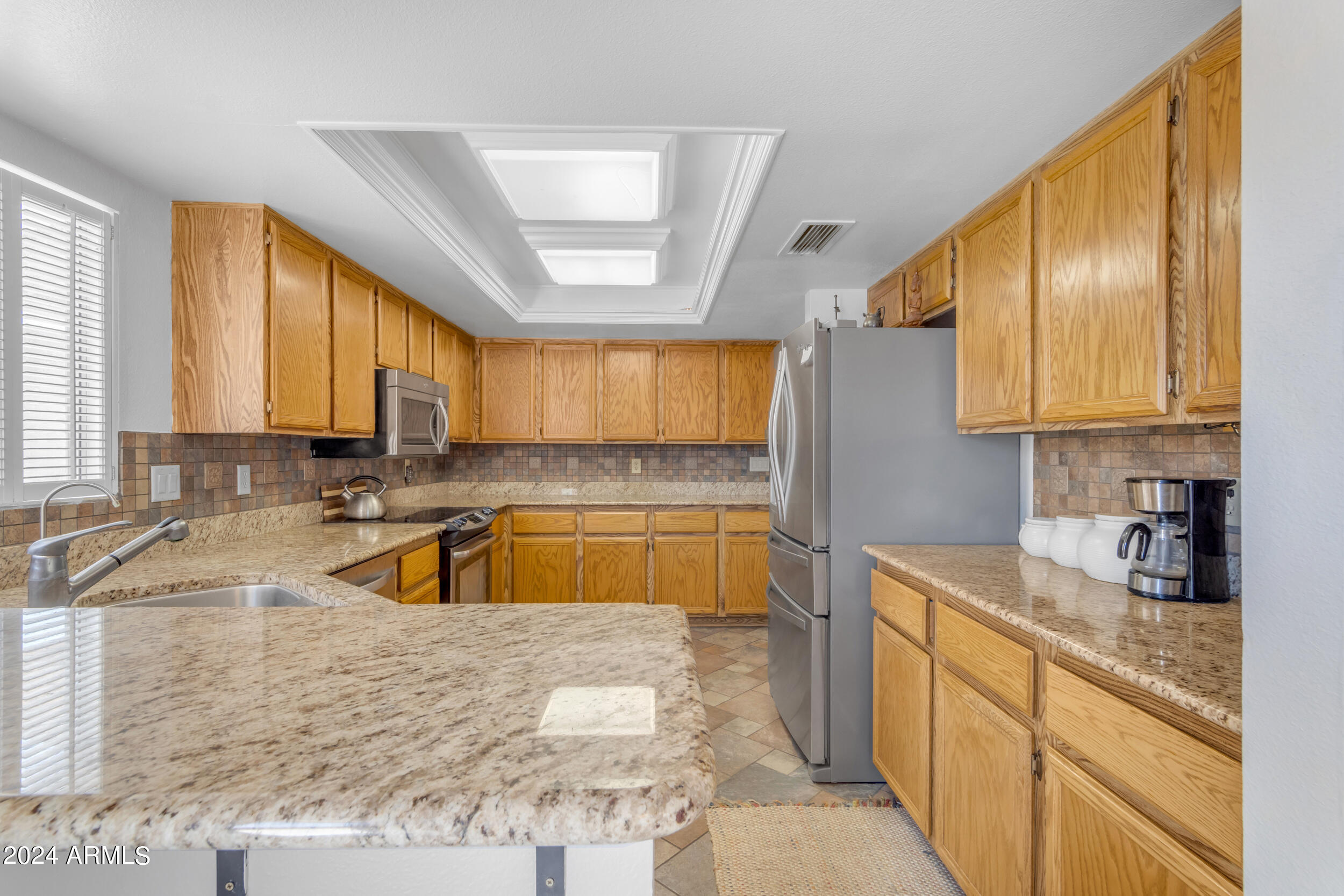 10014 E WILLOWCREST Court