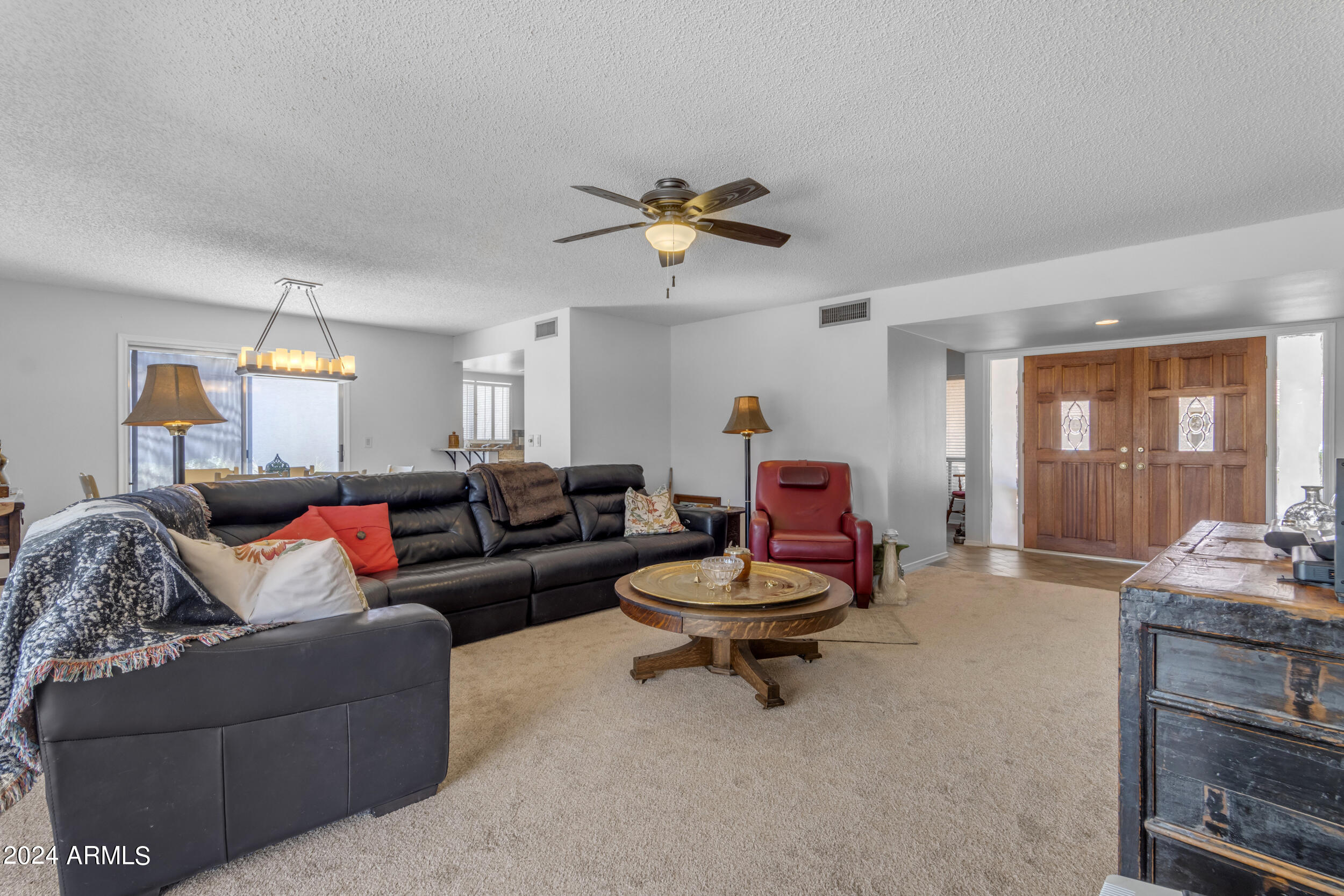 10014 E WILLOWCREST Court