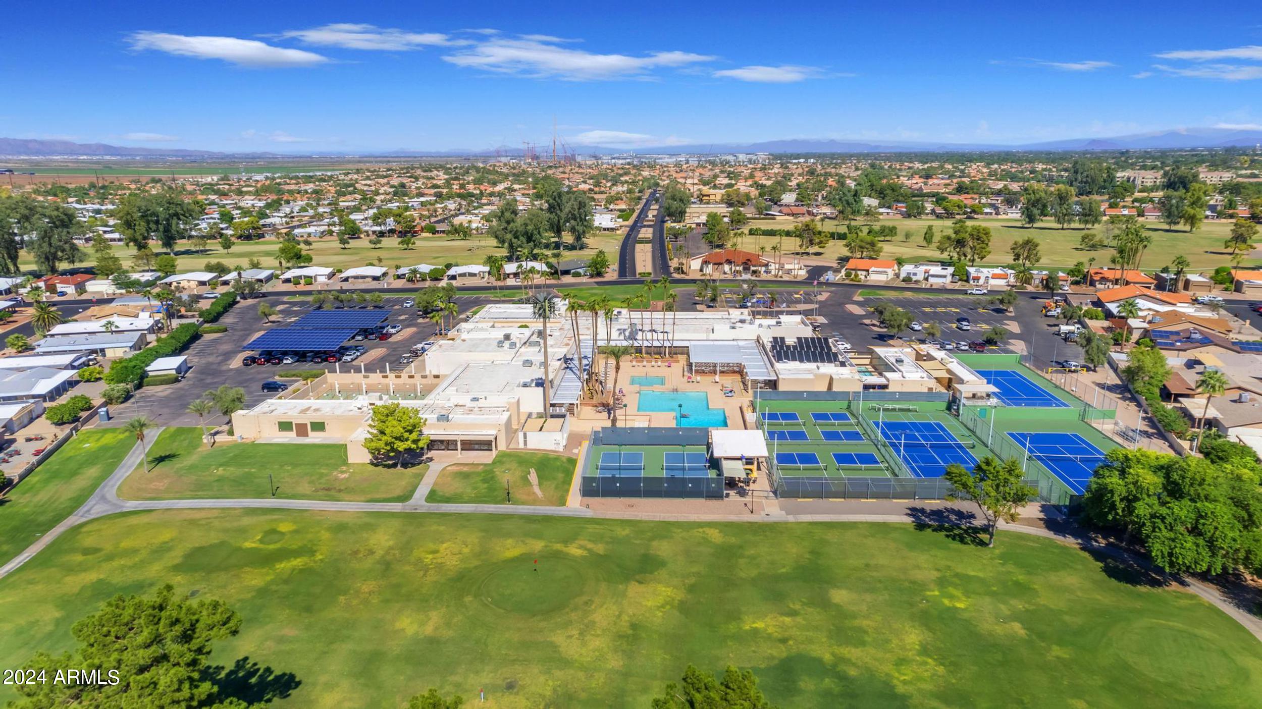 10014 E WILLOWCREST Court