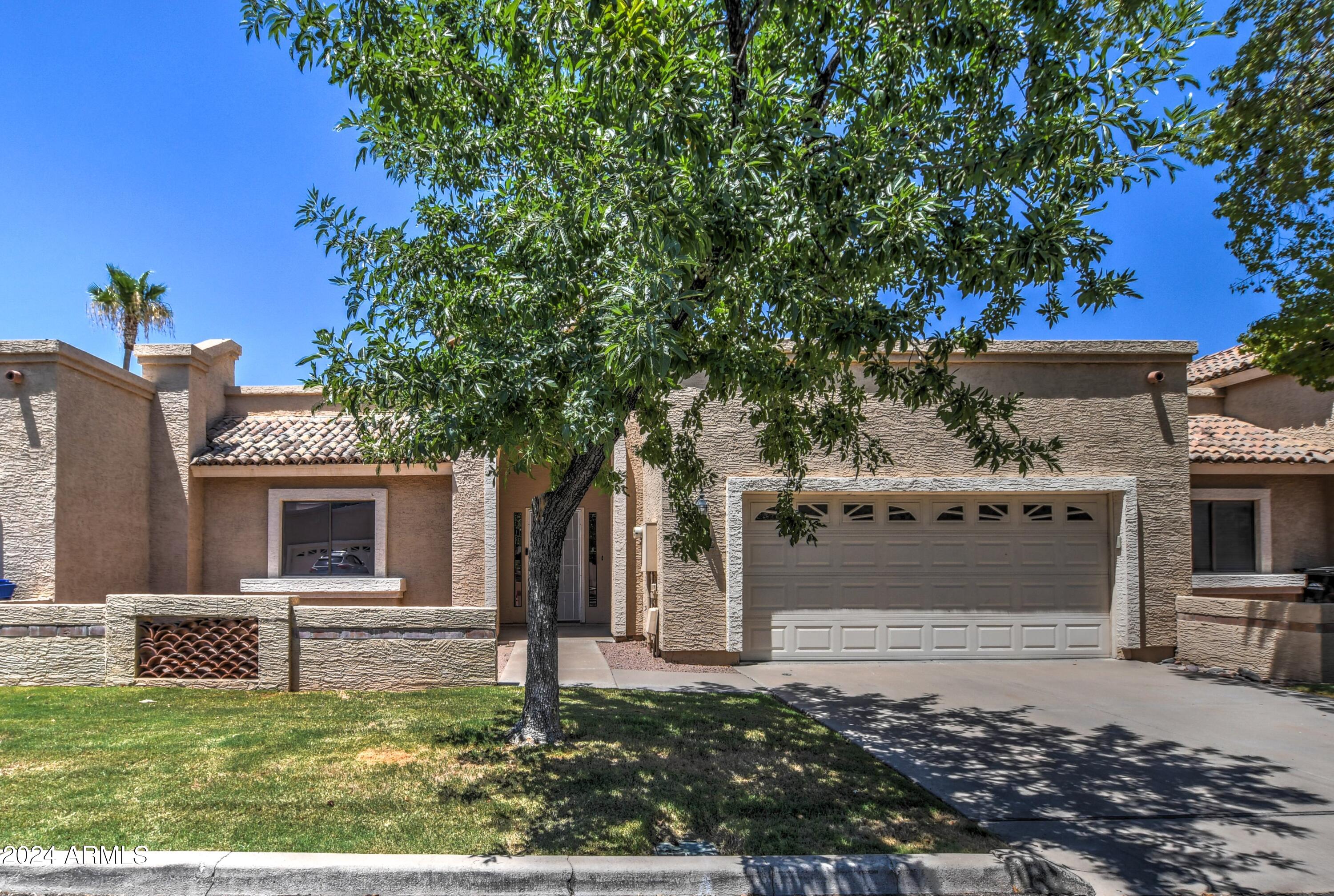 1610 N STAPLEY Drive # 102