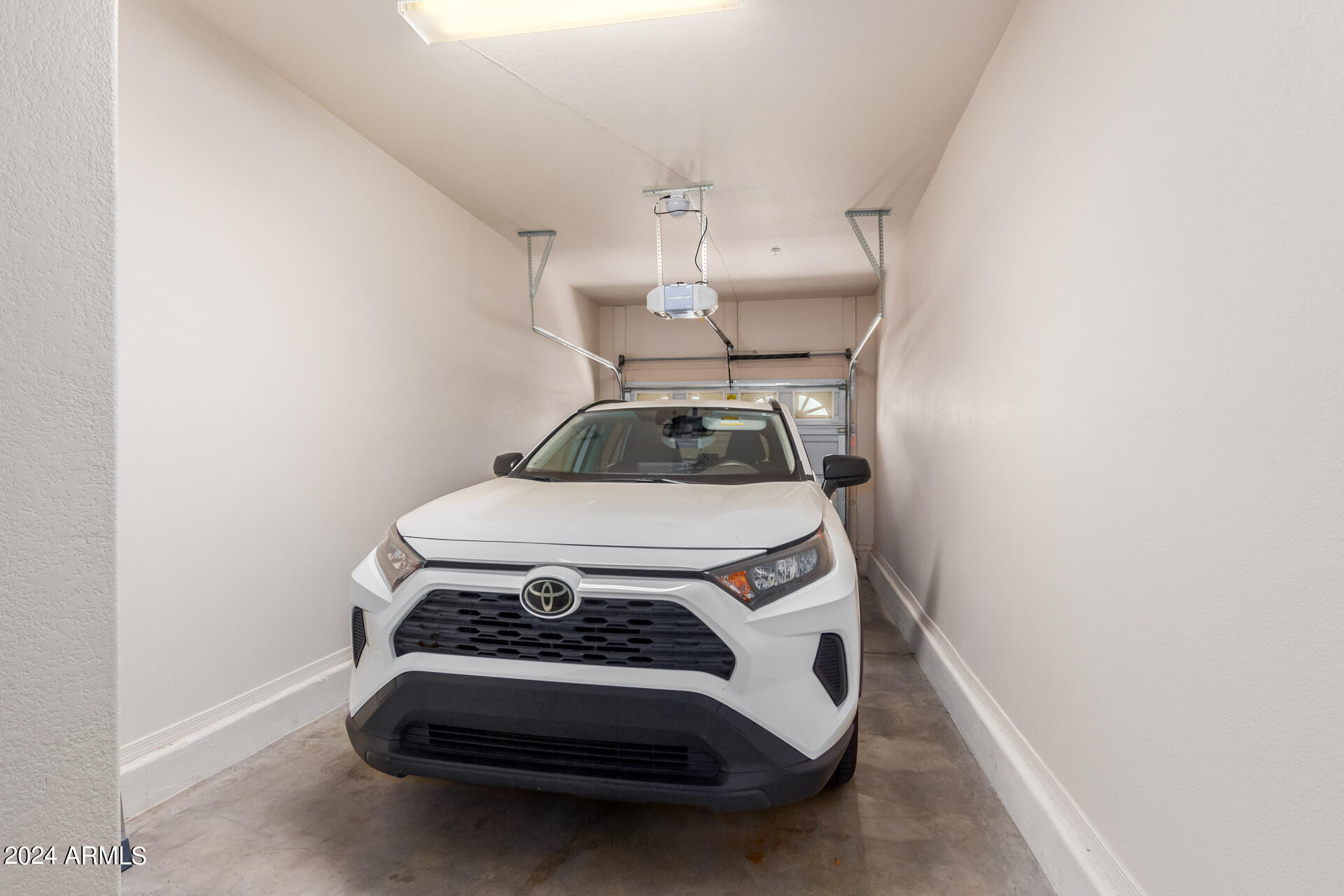 2727 N Price Road # 18