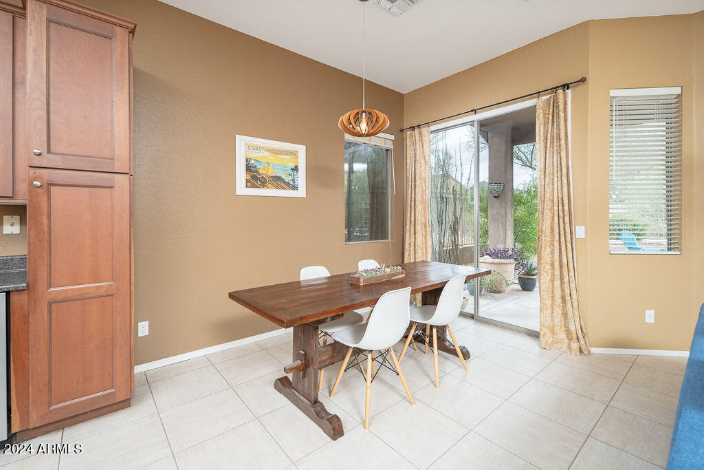 10585 E STAR OF THE DESERT Drive
