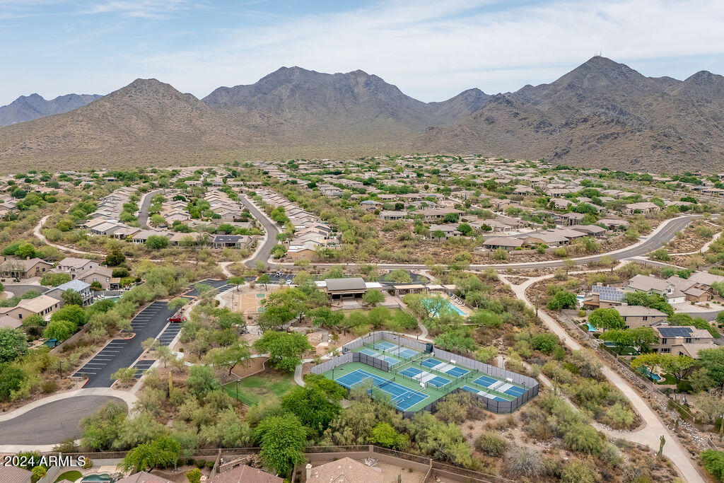 10585 E STAR OF THE DESERT Drive