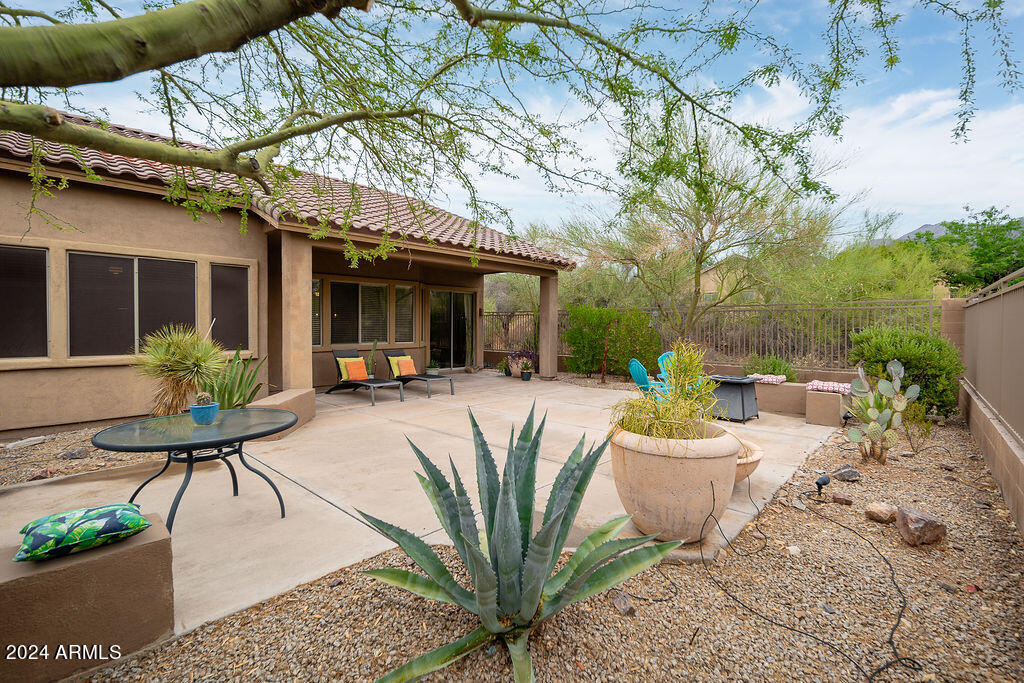 10585 E STAR OF THE DESERT Drive