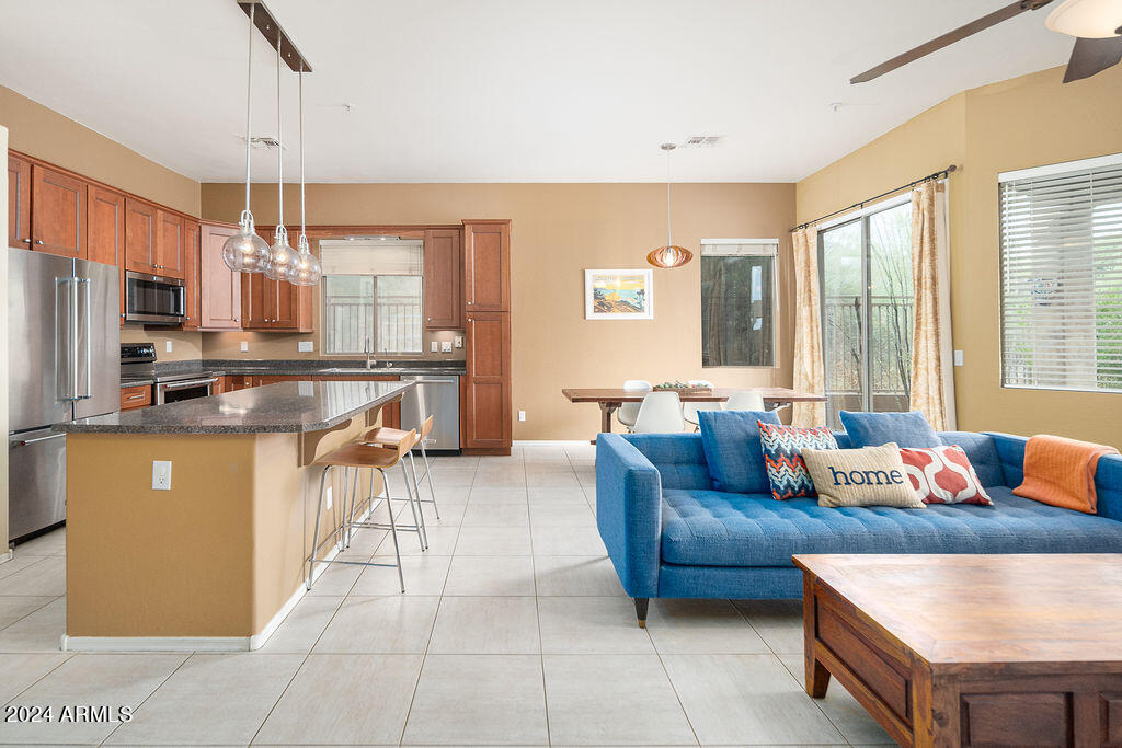 10585 E STAR OF THE DESERT Drive