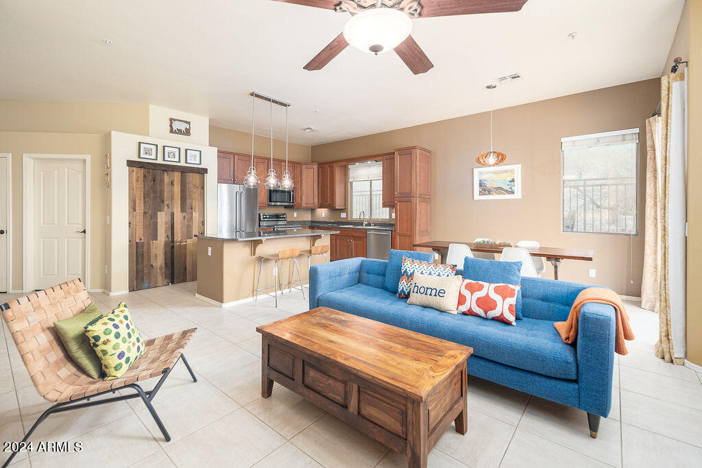 10585 E STAR OF THE DESERT Drive