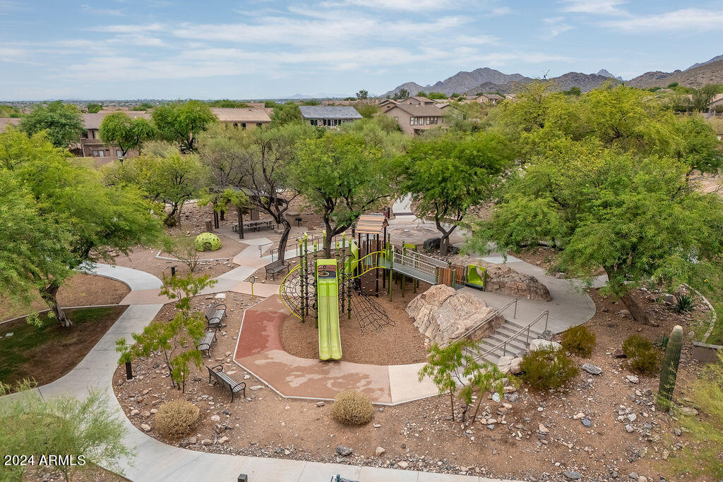 10585 E STAR OF THE DESERT Drive