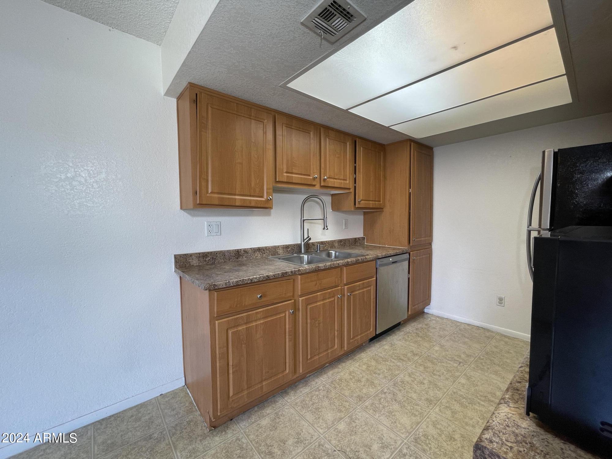 3810 N MARYVALE Parkway # 2069