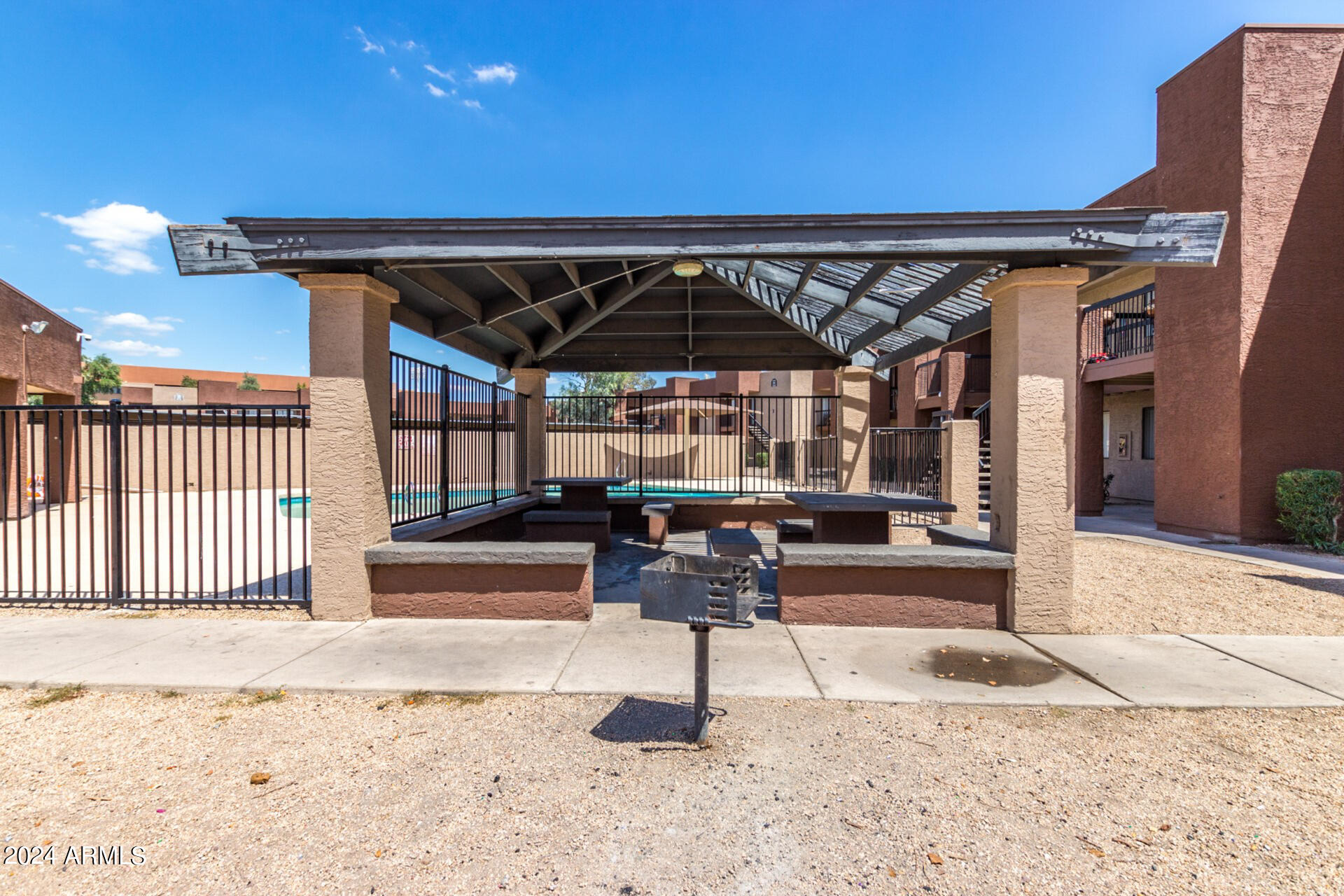 3810 N MARYVALE Parkway # 2069