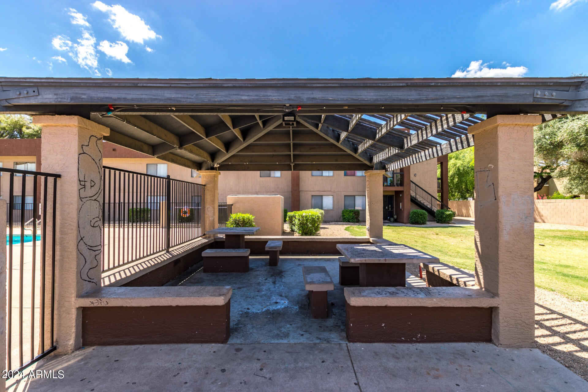 3810 N MARYVALE Parkway # 2069