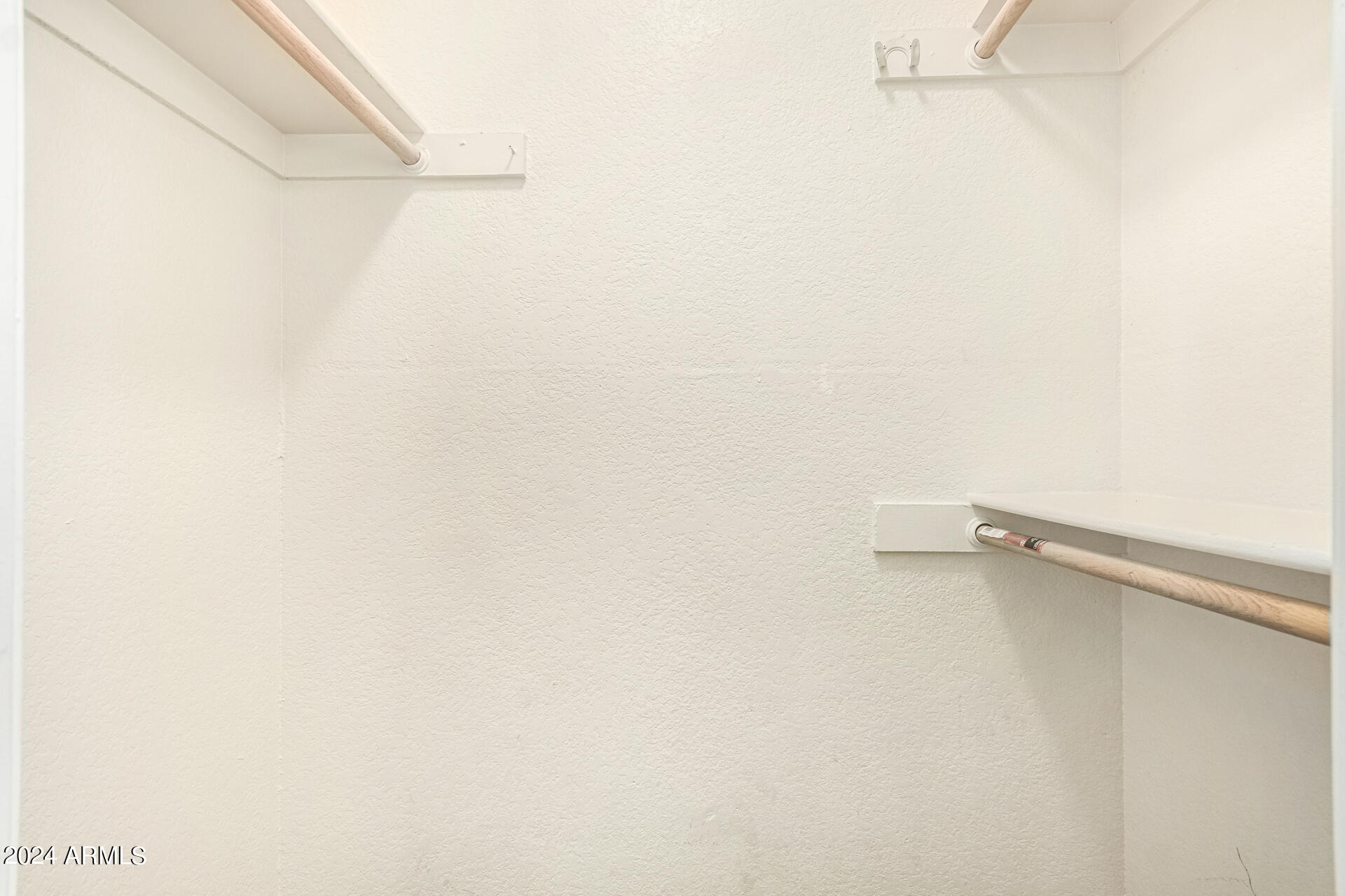 3810 N MARYVALE Parkway # 1056