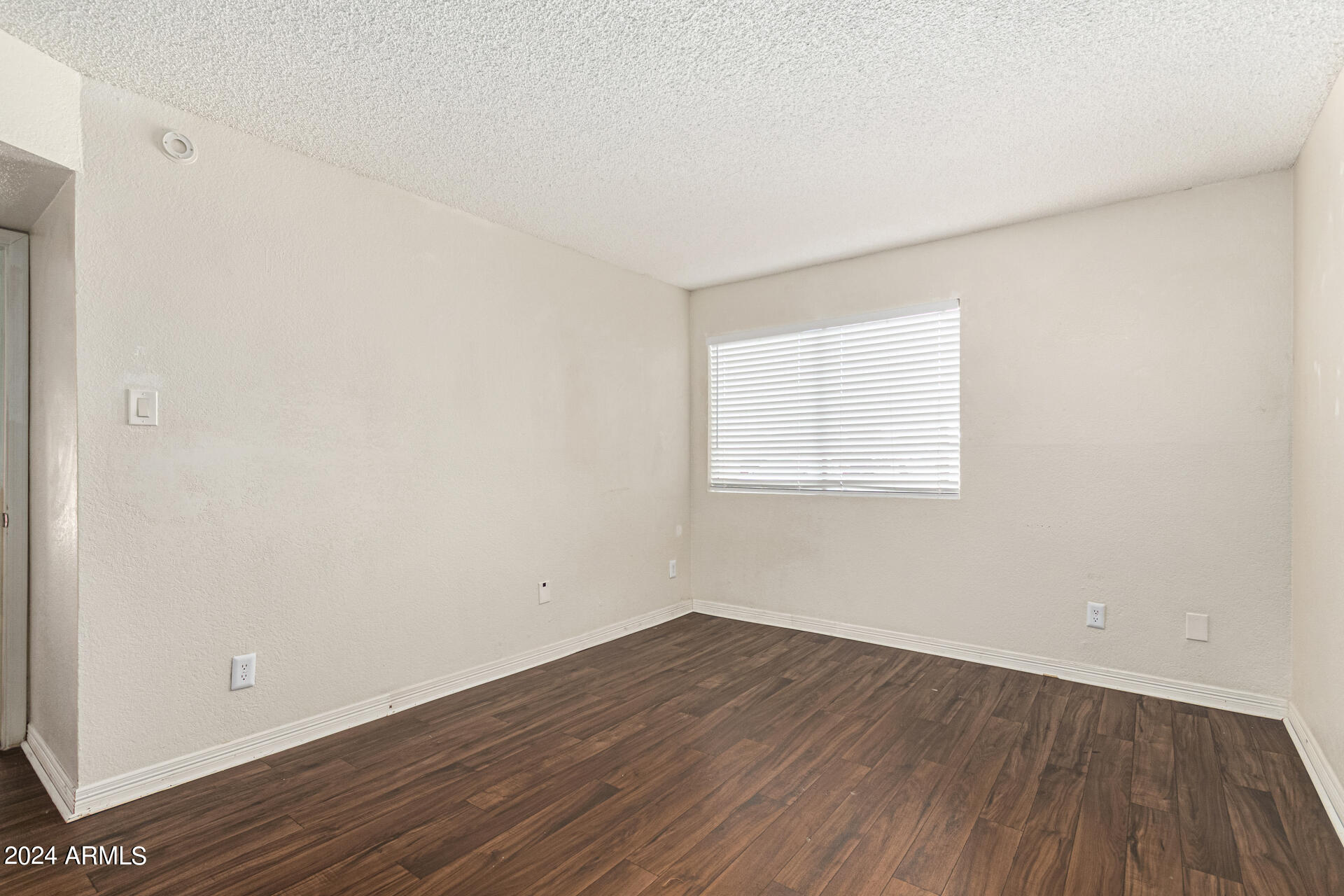 3810 N MARYVALE Parkway # 1056