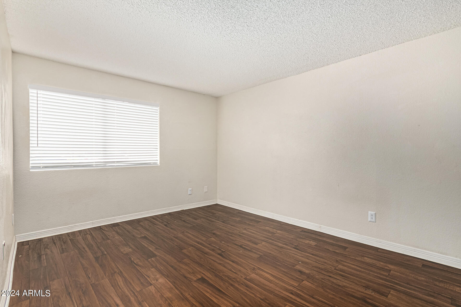 3810 N MARYVALE Parkway # 1056