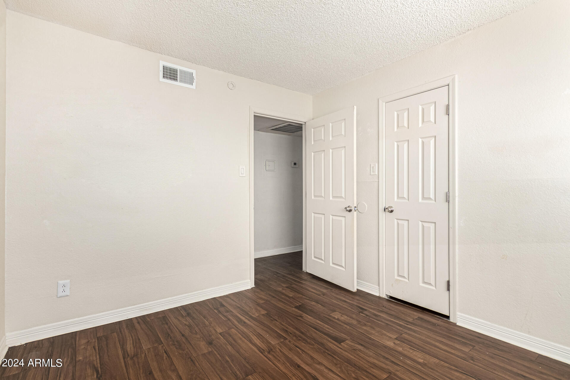 3810 N MARYVALE Parkway # 1056