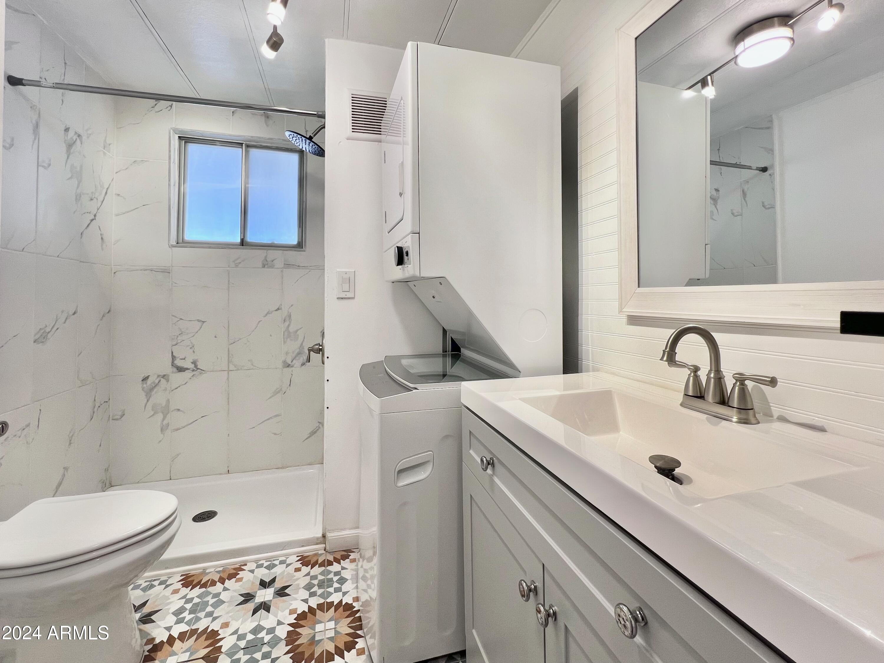 2340 E UNIVERSITY Drive # 107