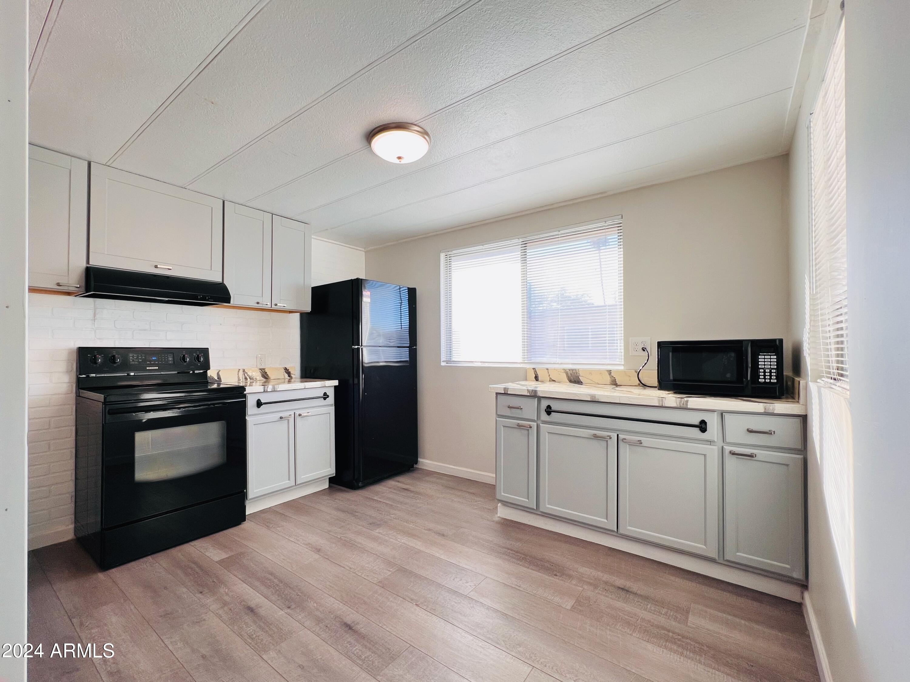 2340 E UNIVERSITY Drive # 107