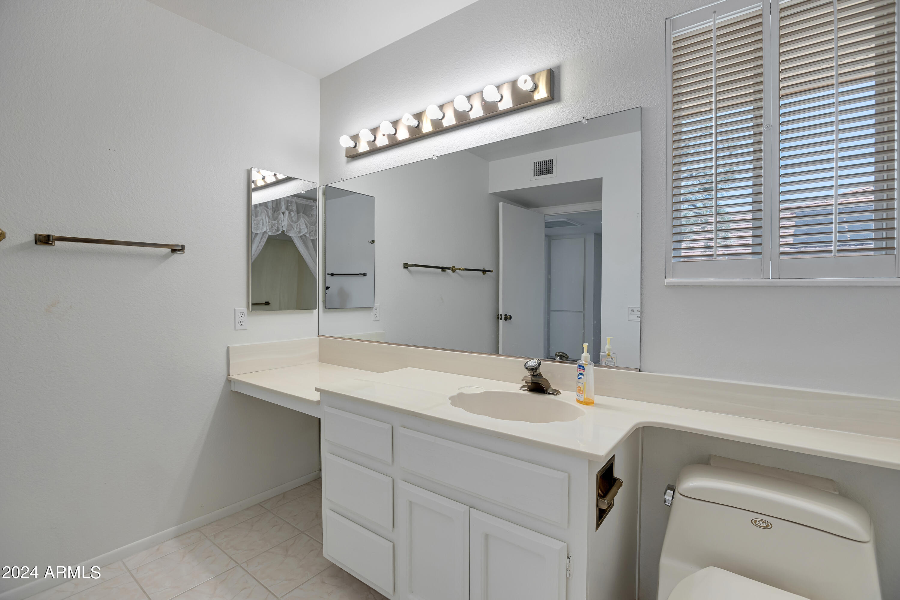 13307 W BLUE BONNET Drive