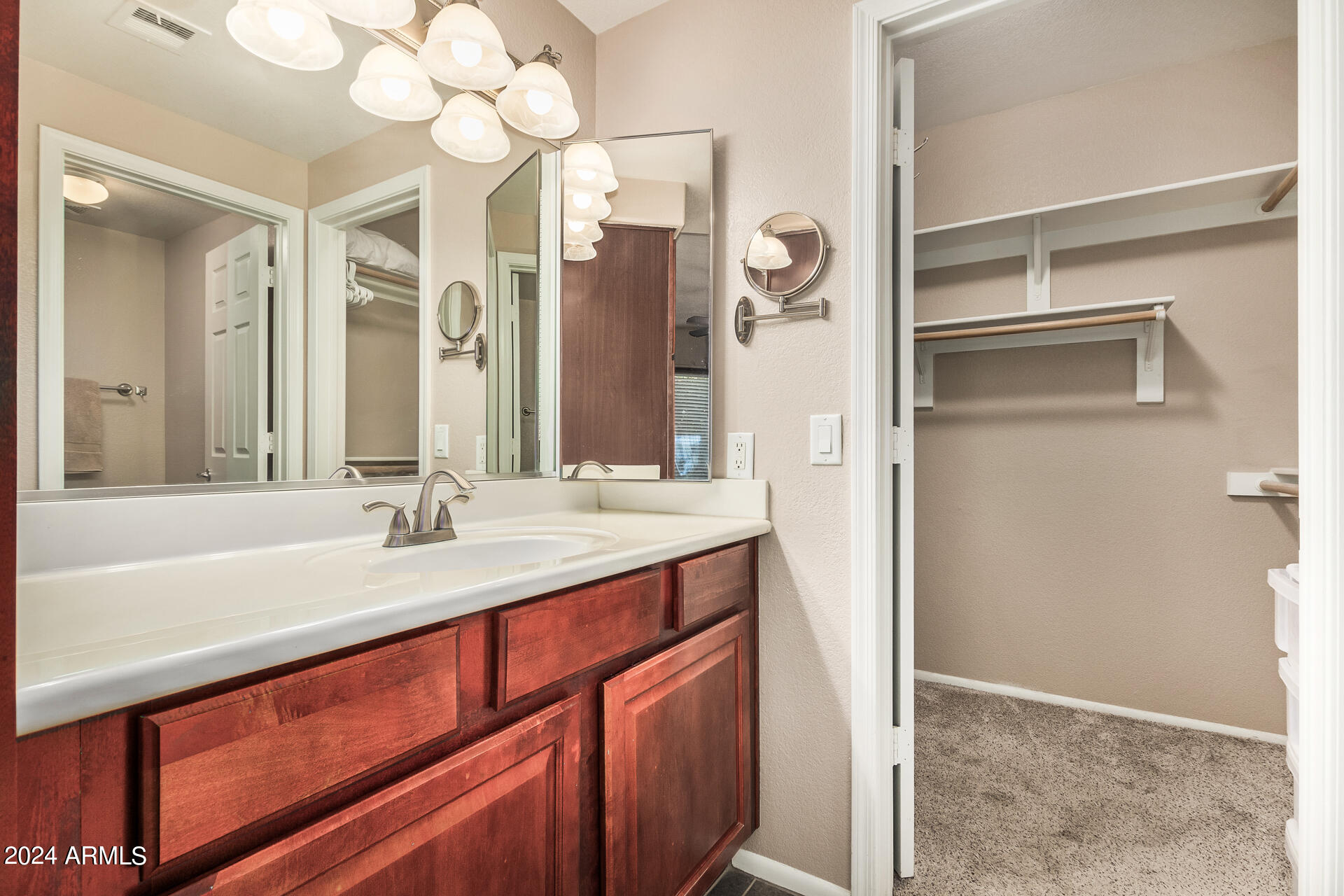 7008 E GOLD DUST Avenue # 112