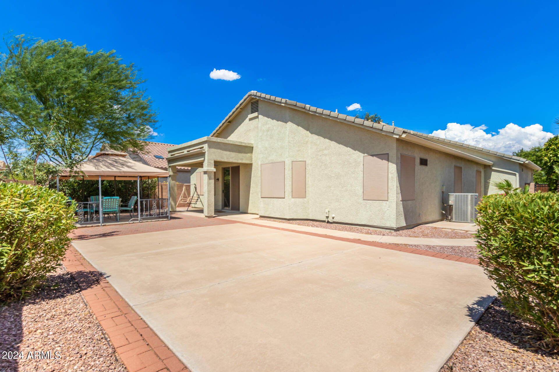 1024 N MOCCASIN Trail