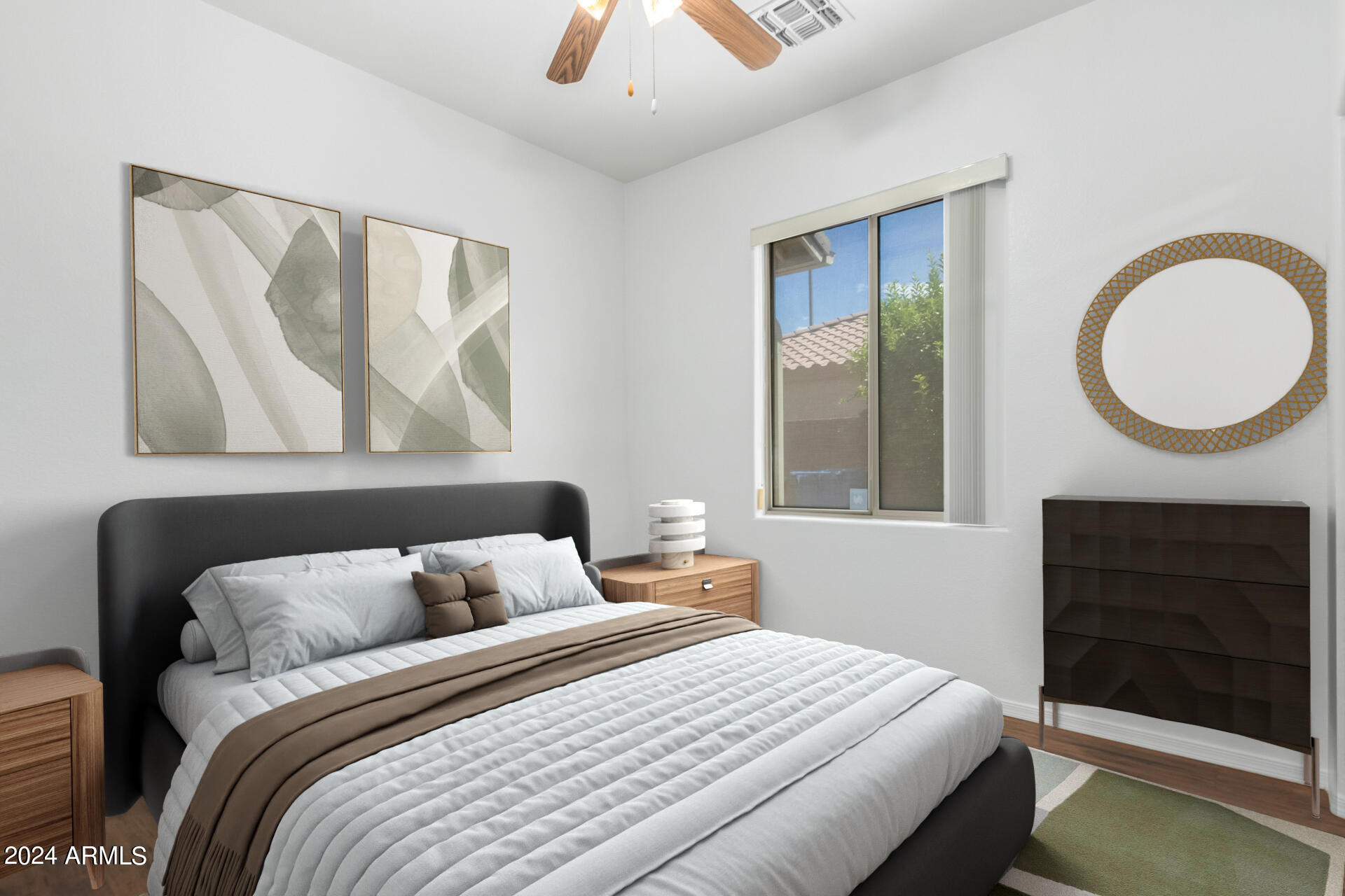 1024 N MOCCASIN Trail