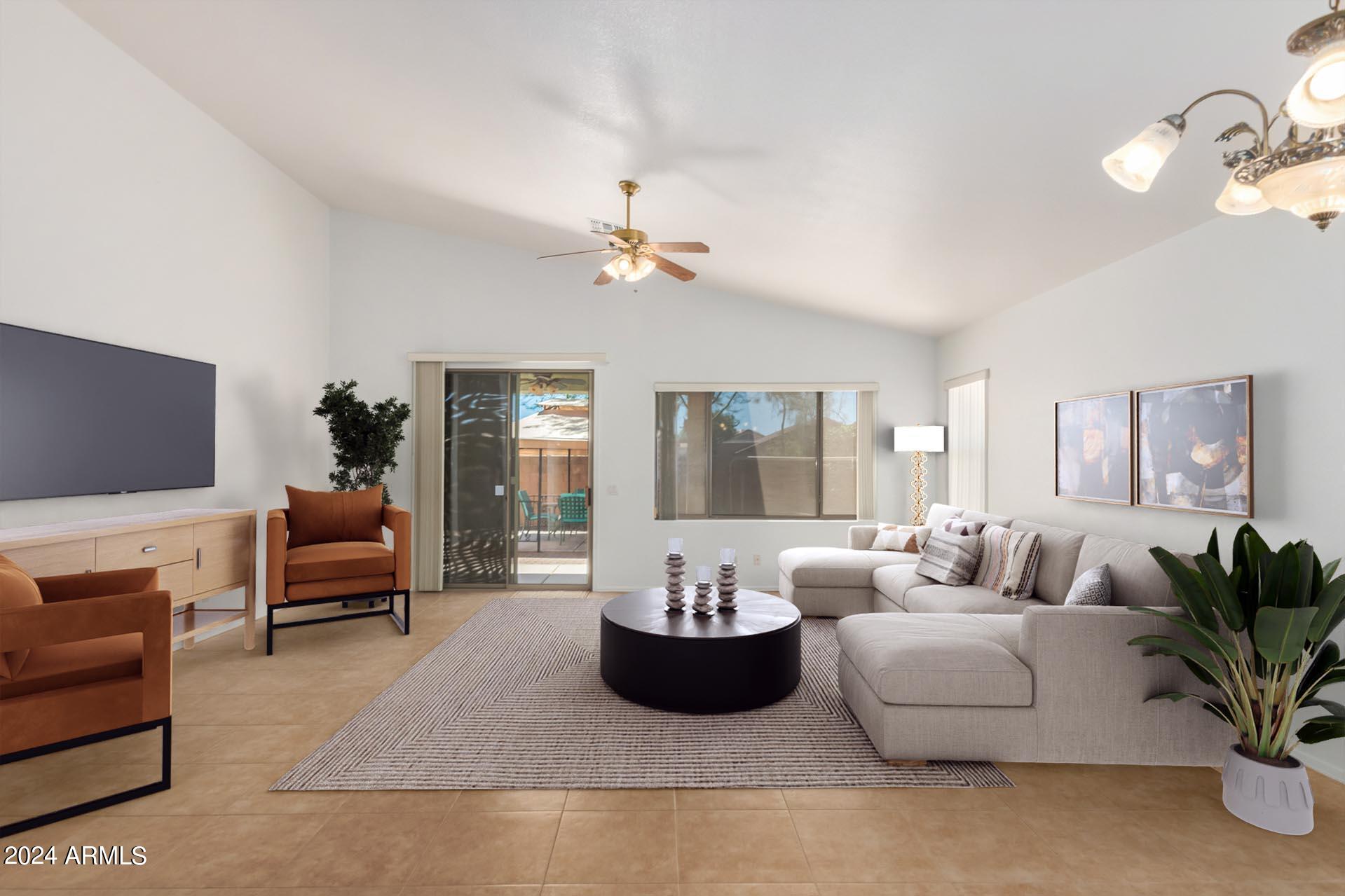 1024 N MOCCASIN Trail