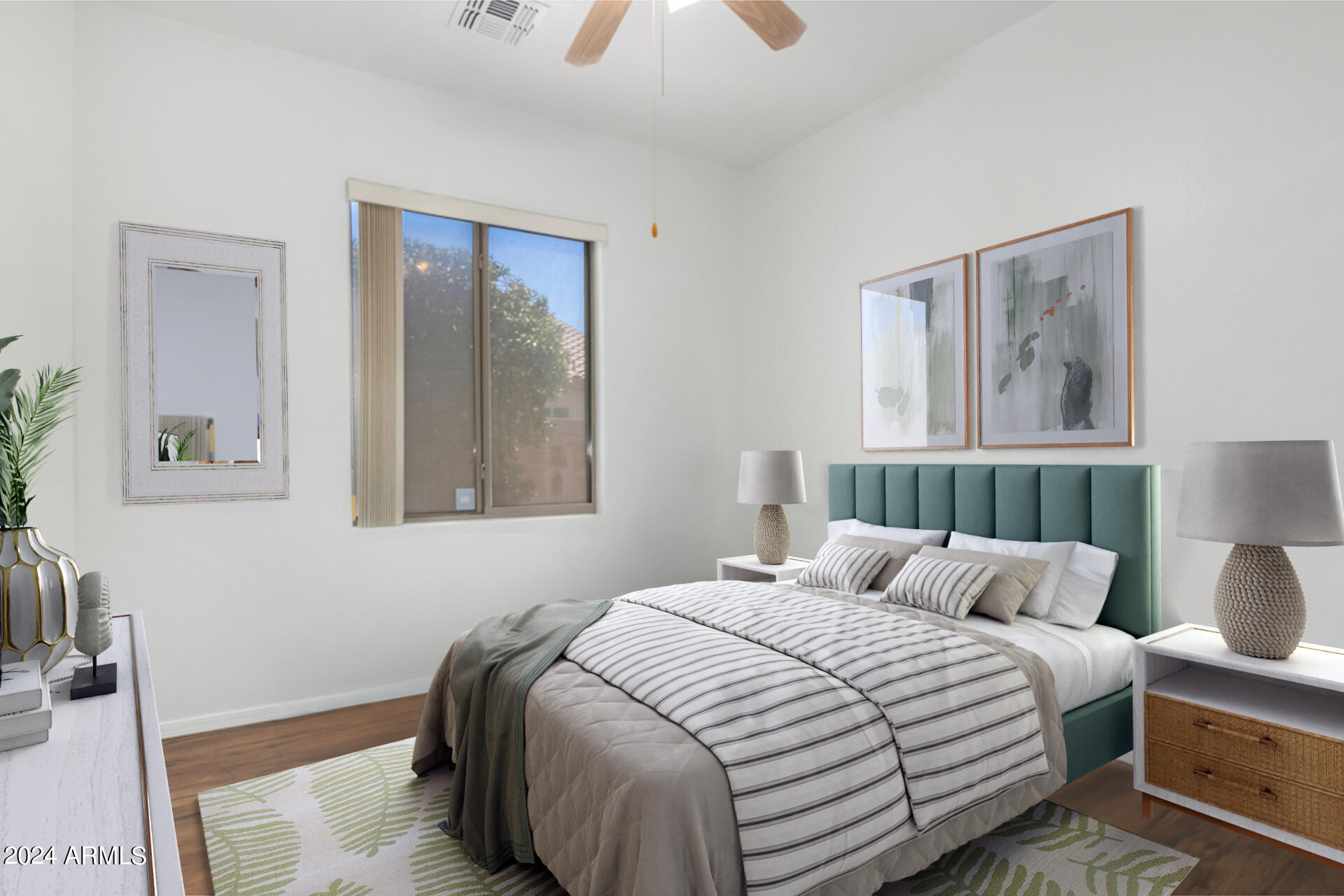 1024 N MOCCASIN Trail