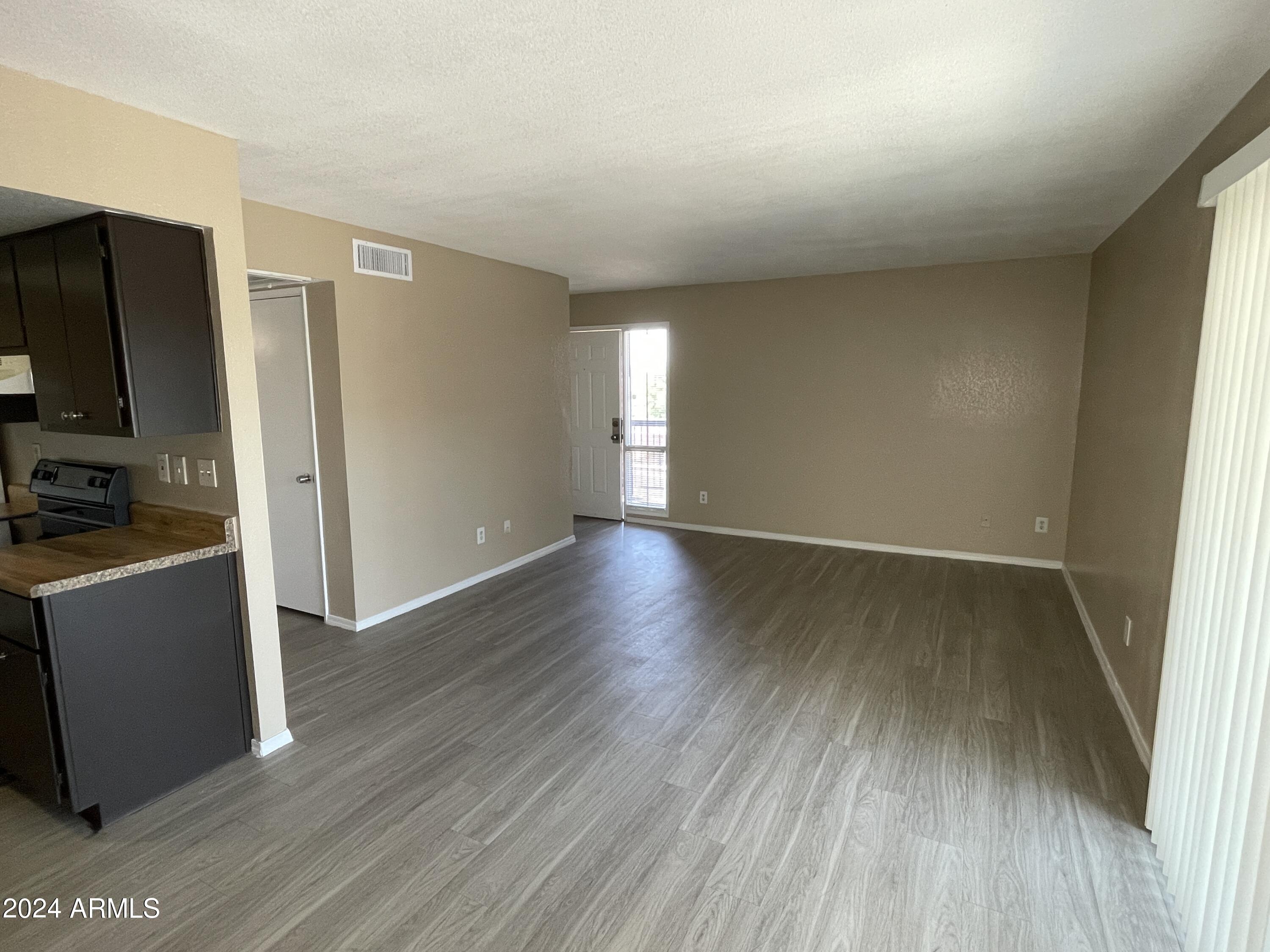 3810 N MARYVALE Parkway # 2087
