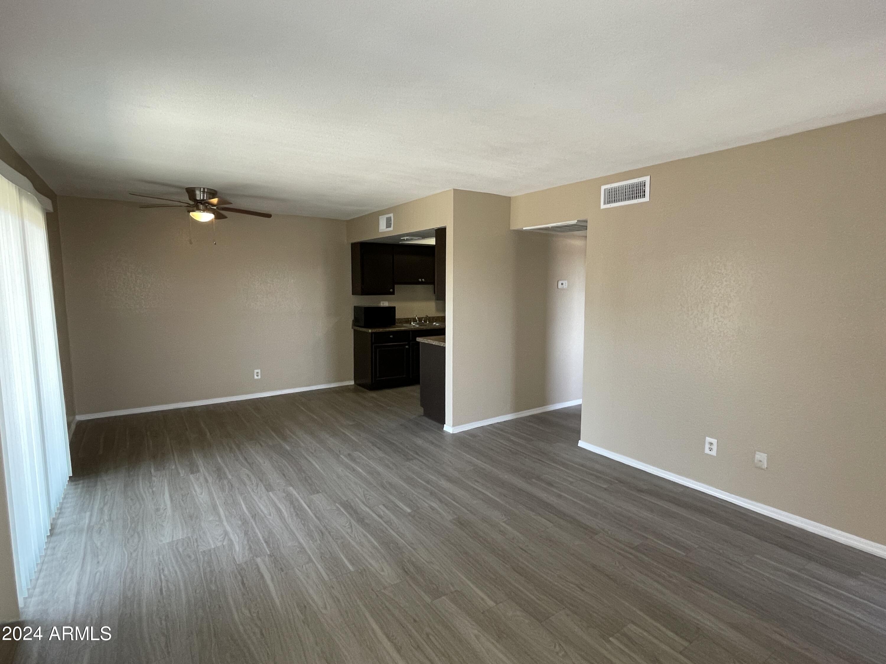 3810 N MARYVALE Parkway # 2087