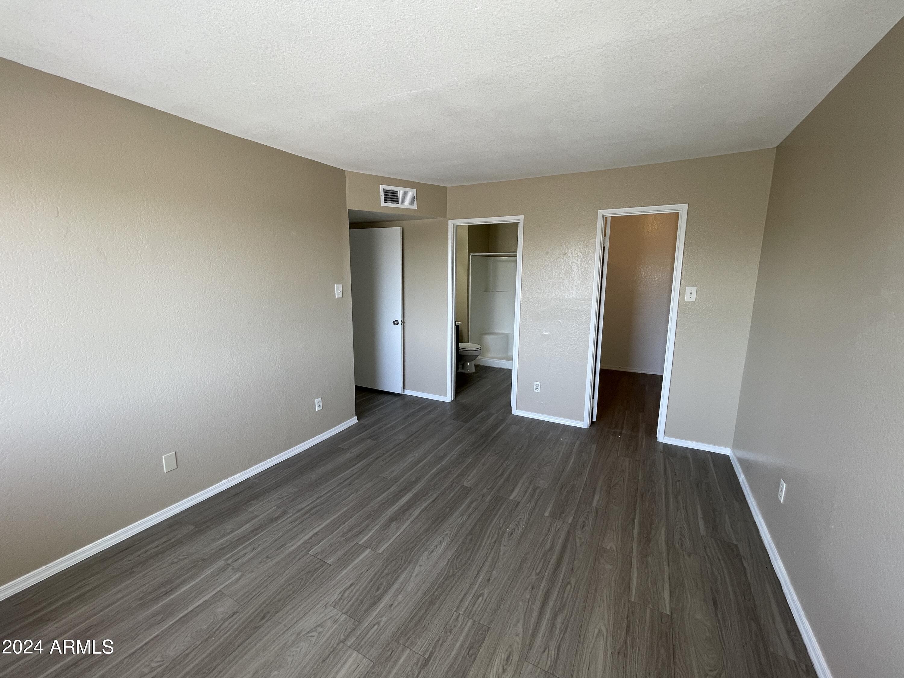 3810 N MARYVALE Parkway # 2087