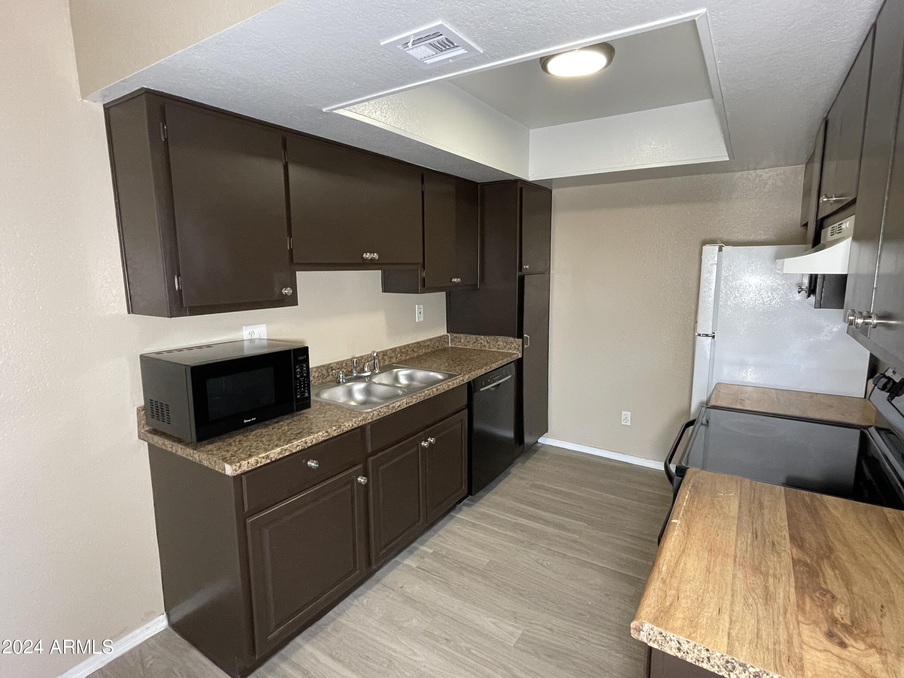 3810 N MARYVALE Parkway # 2087