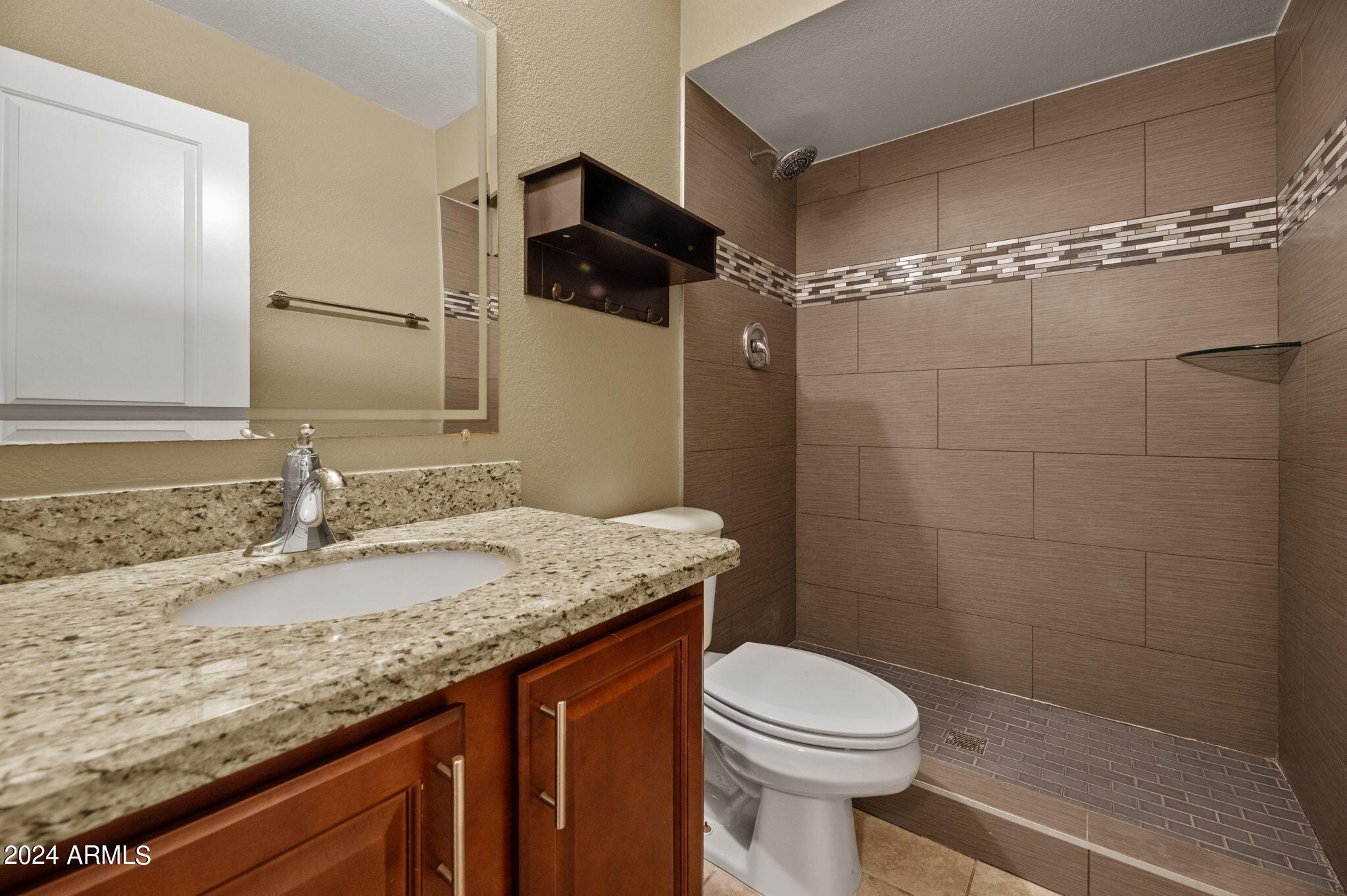 1241 E MEDLOCK Drive # 113
