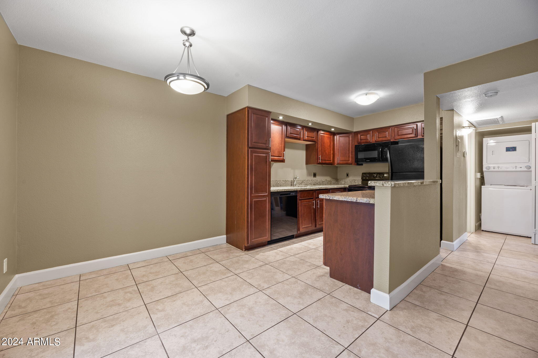 1241 E MEDLOCK Drive # 113