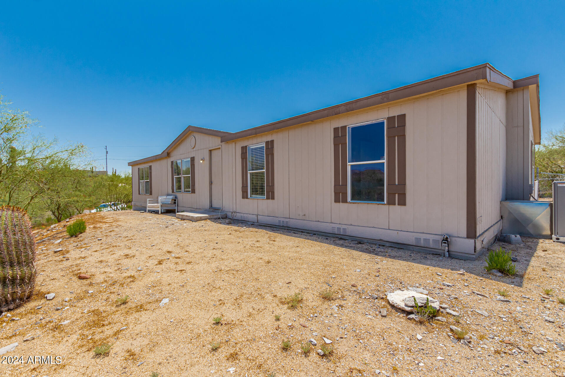2420 W WOLFTRAP Road