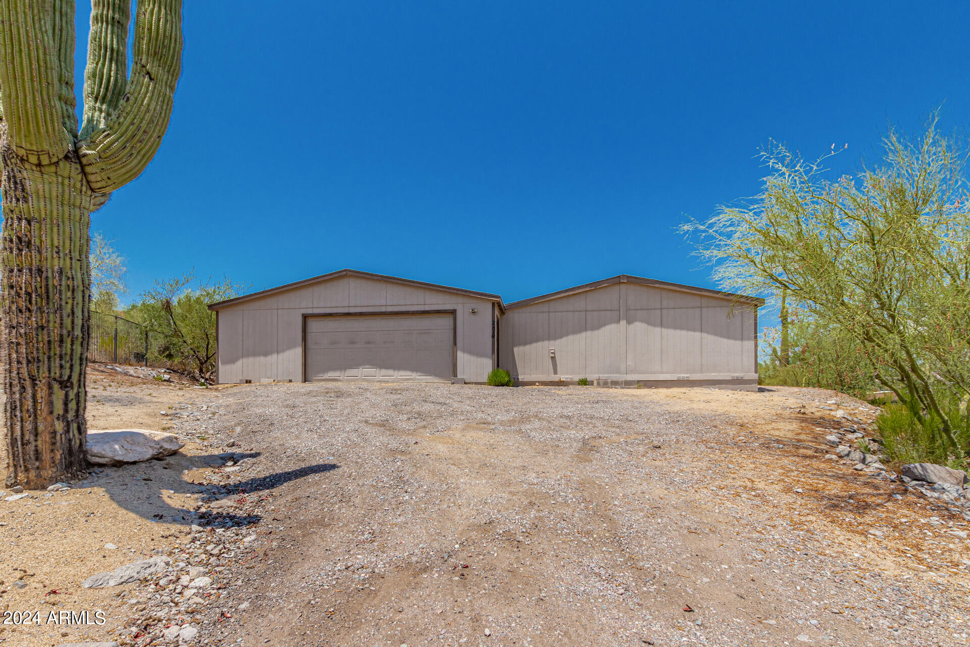 2420 W WOLFTRAP Road