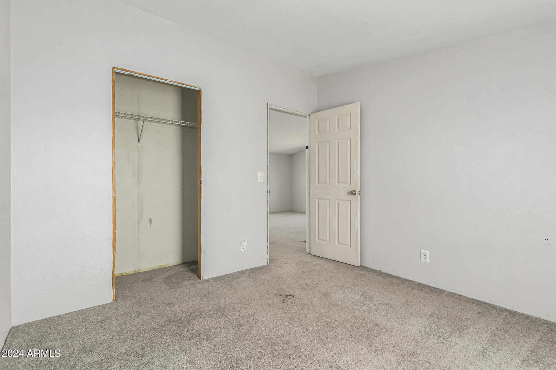 2420 W WOLFTRAP Road