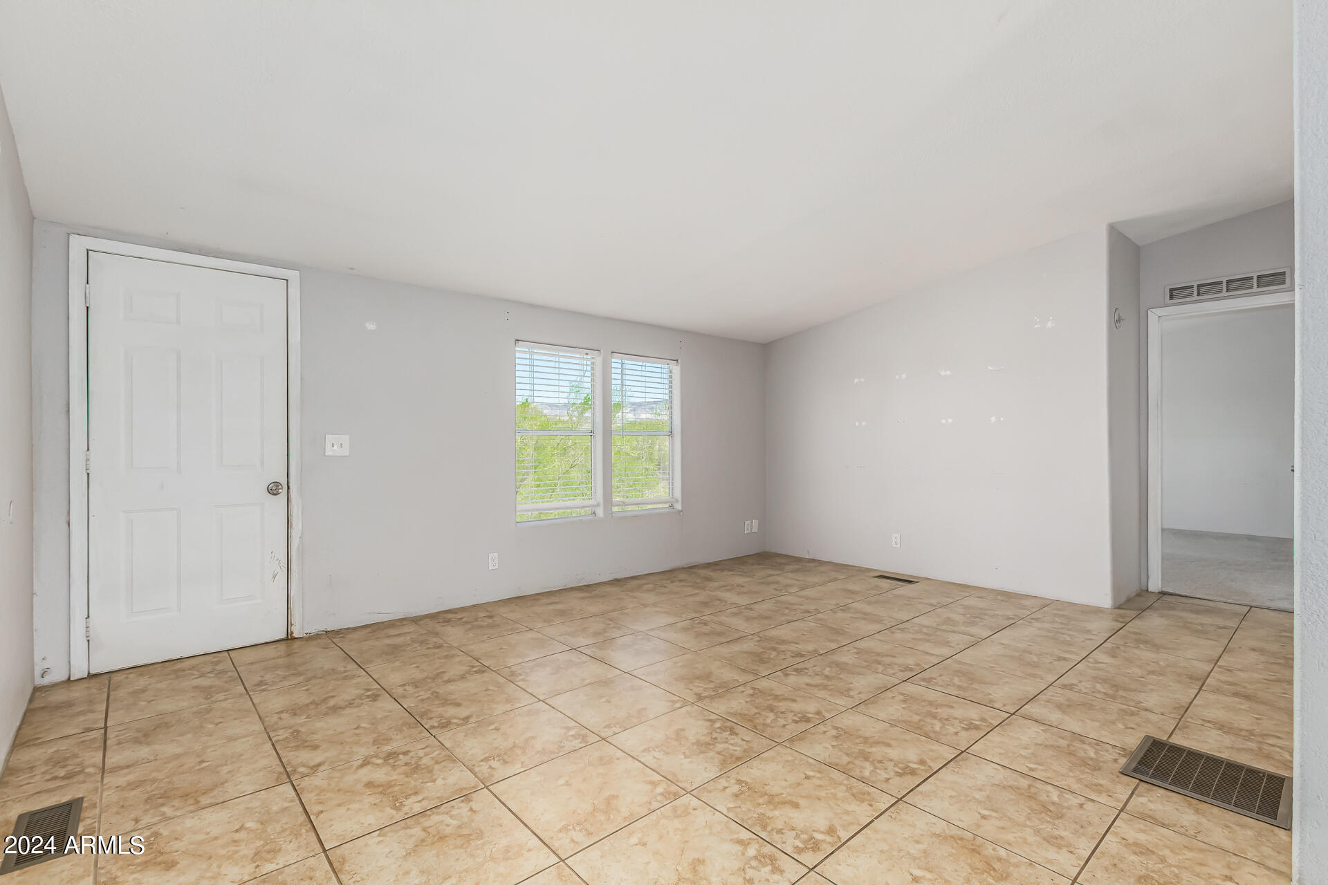2420 W WOLFTRAP Road
