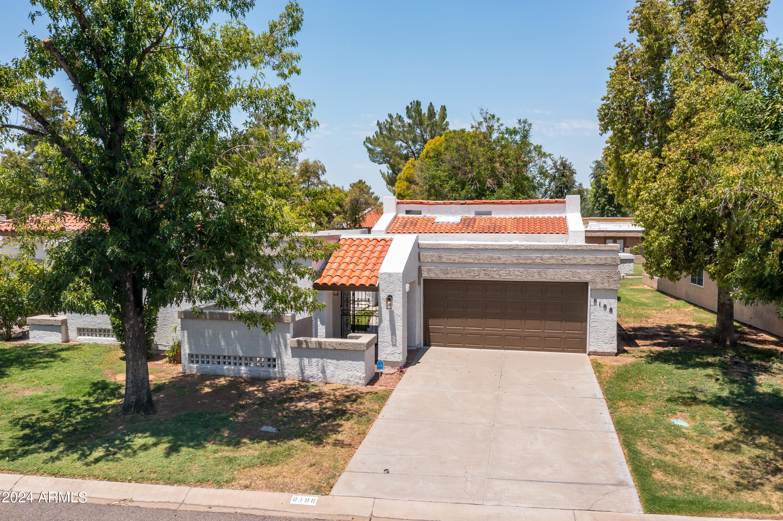 8188 E DEL CAVERNA Drive