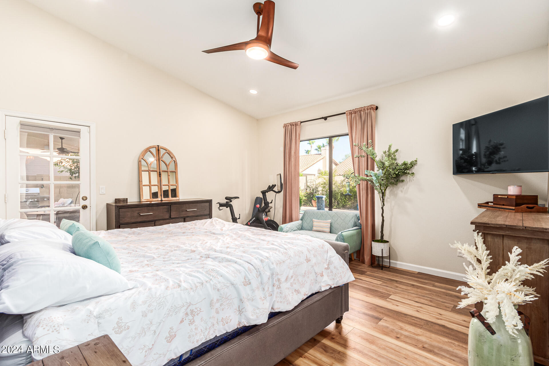 9769 E CAMINO DEL SANTO --