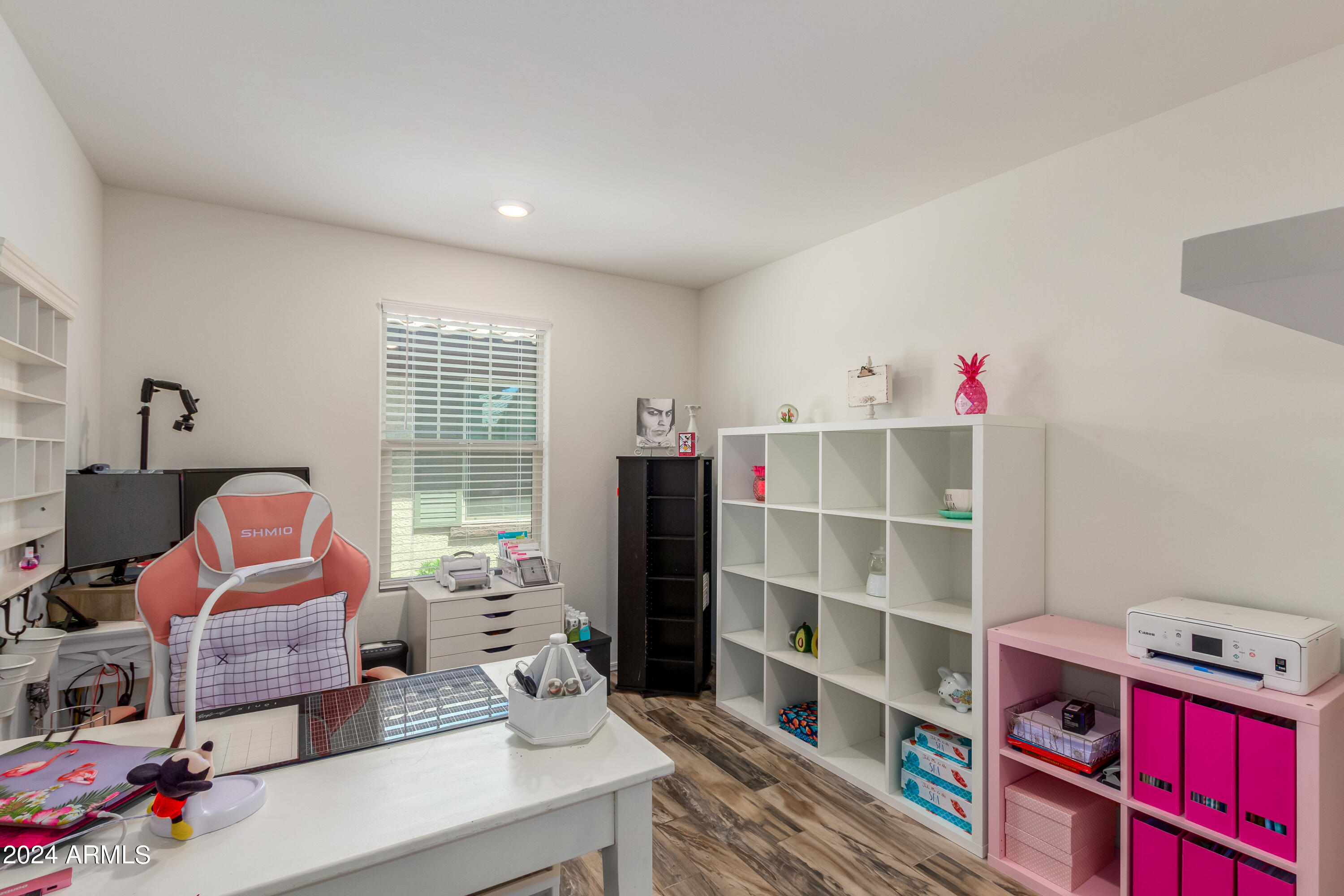 16245 W CULVER Street