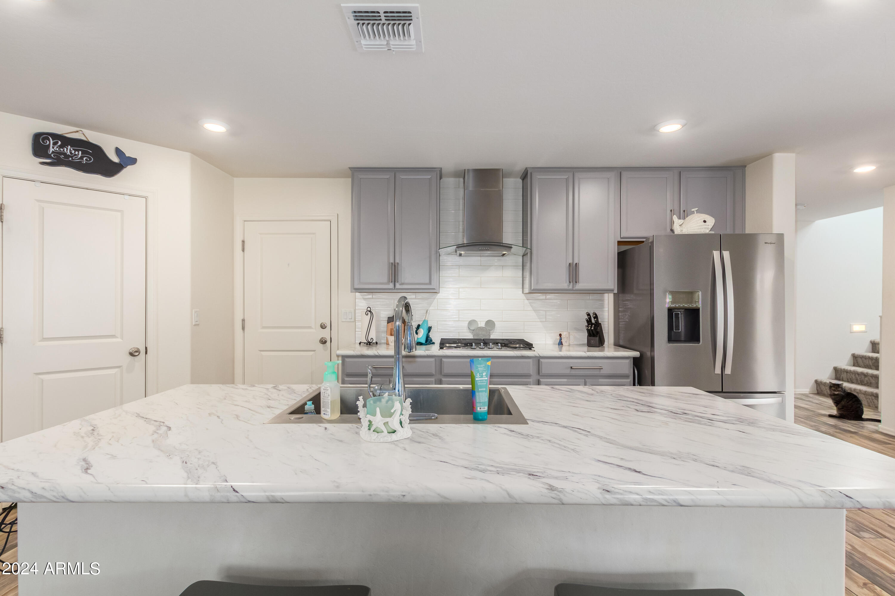 16245 W CULVER Street