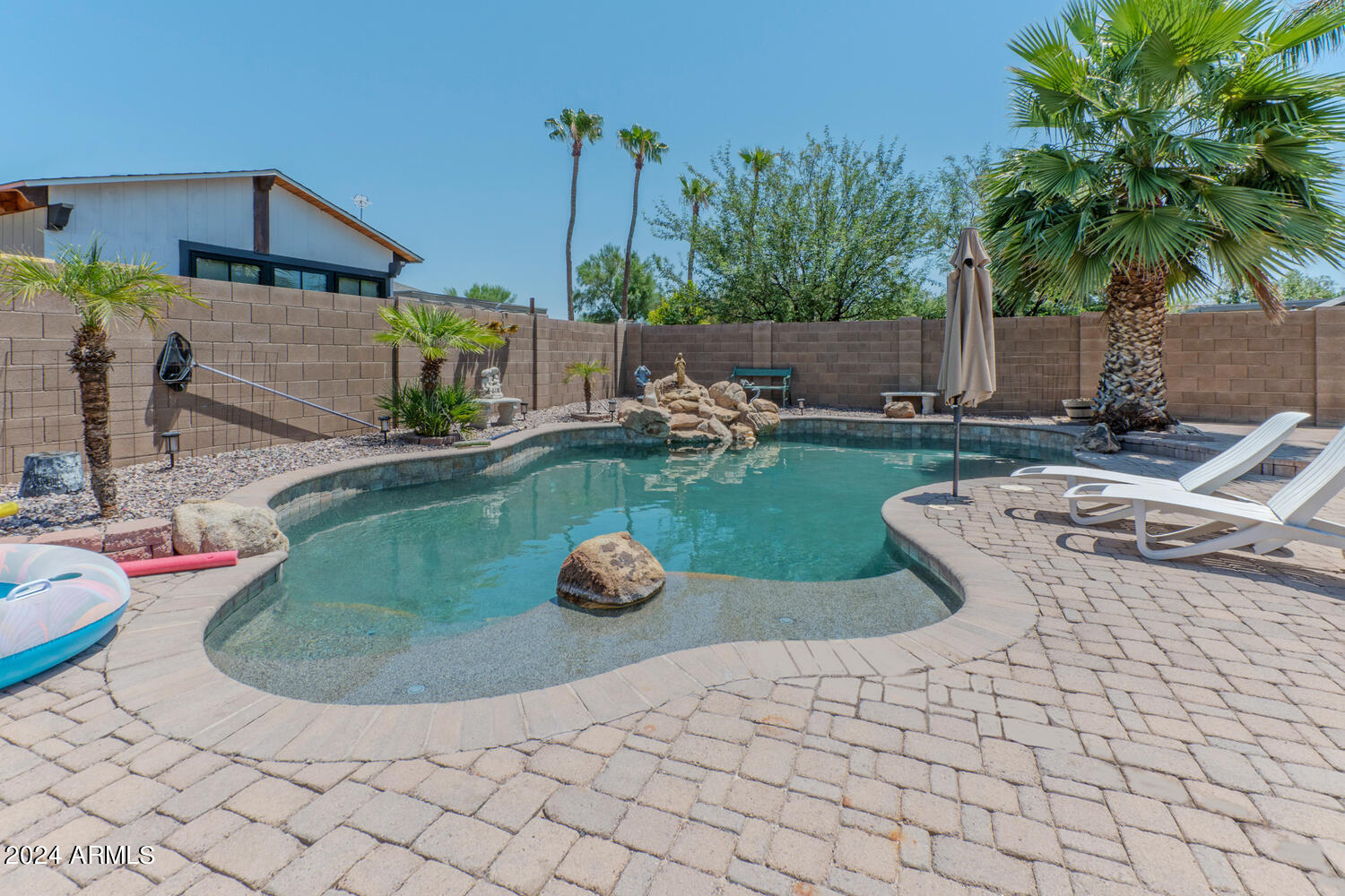 3448 E Meadow Drive