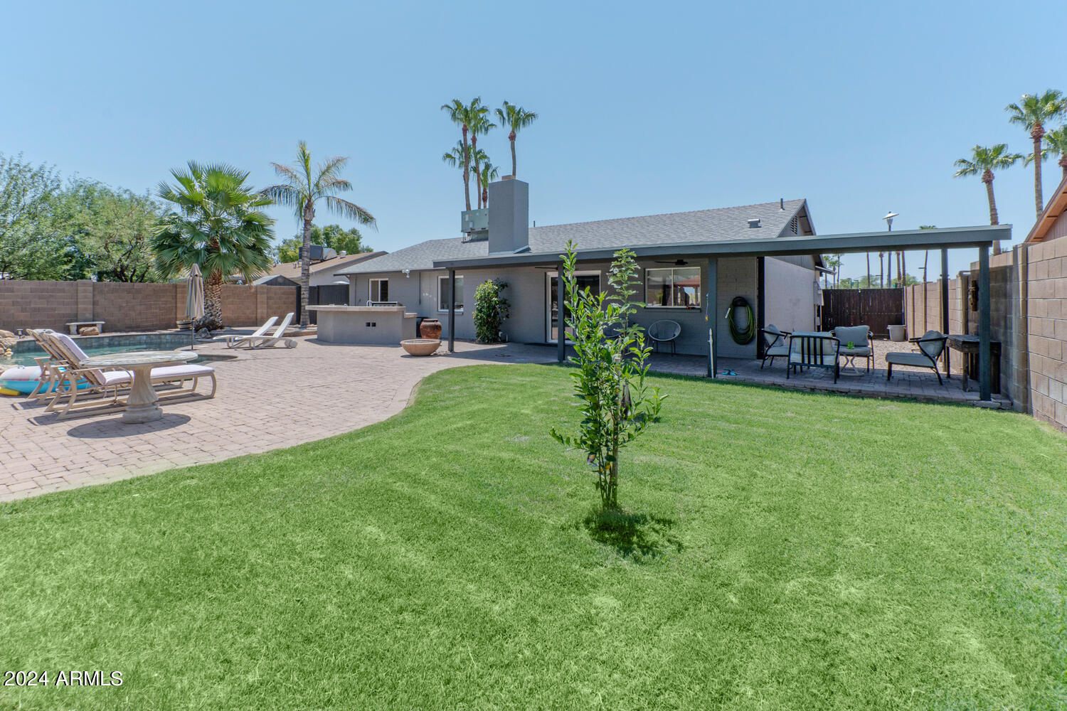 3448 E Meadow Drive